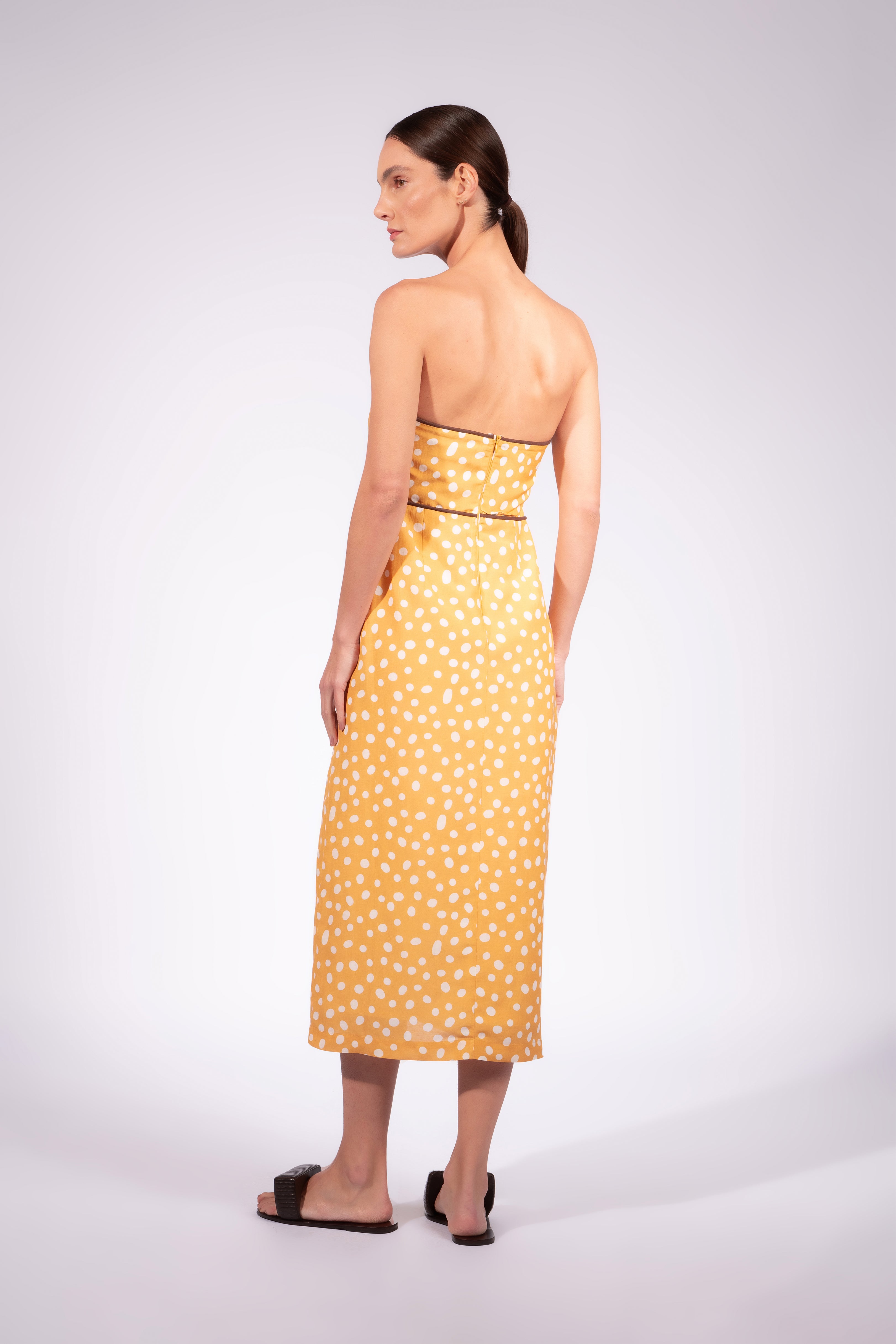 Vestido Tomara que Caia Detalhe Vazado Yellow Pois