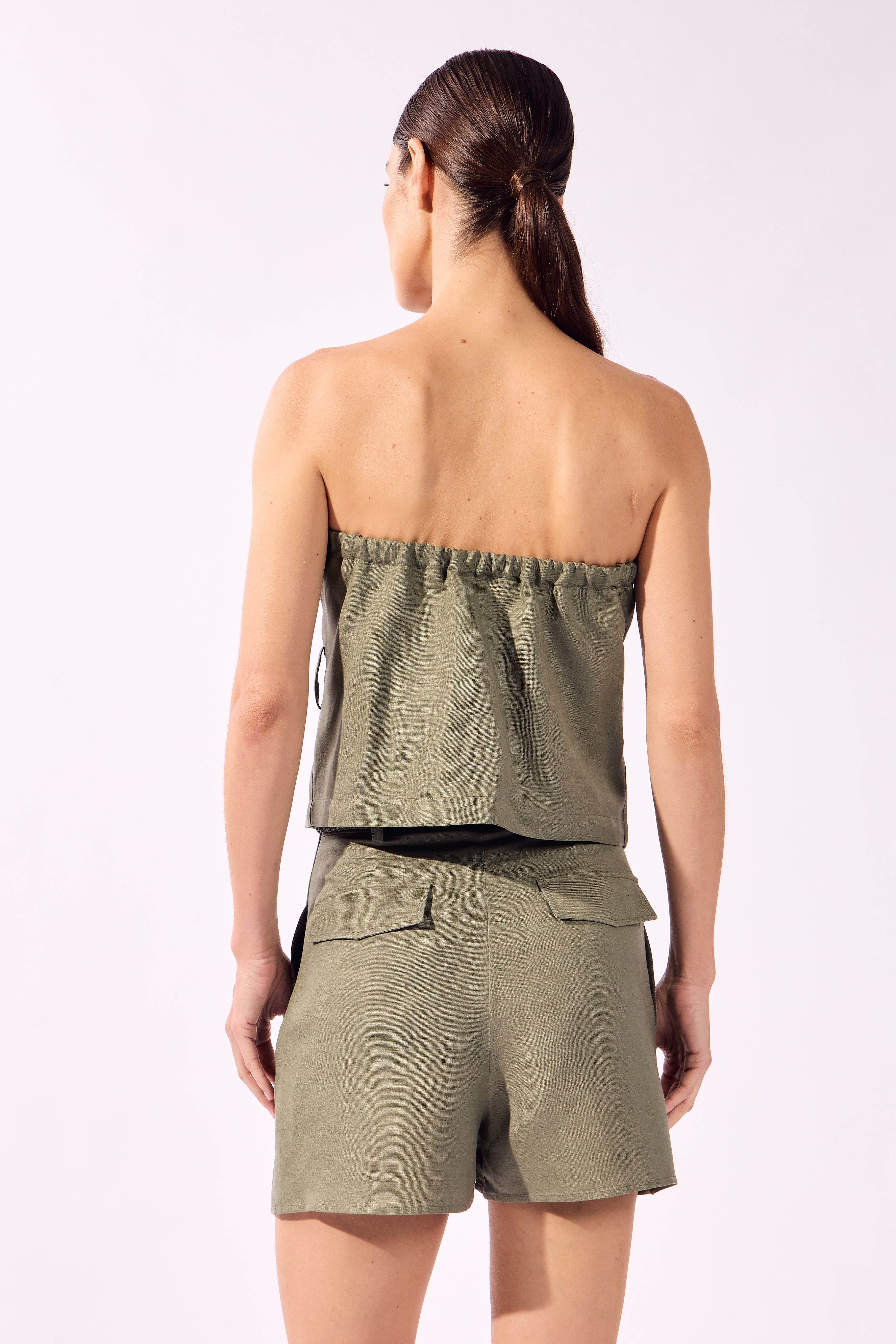 Blusa Tomara Que Caia Com Cinto Pois e Foliage Lisos