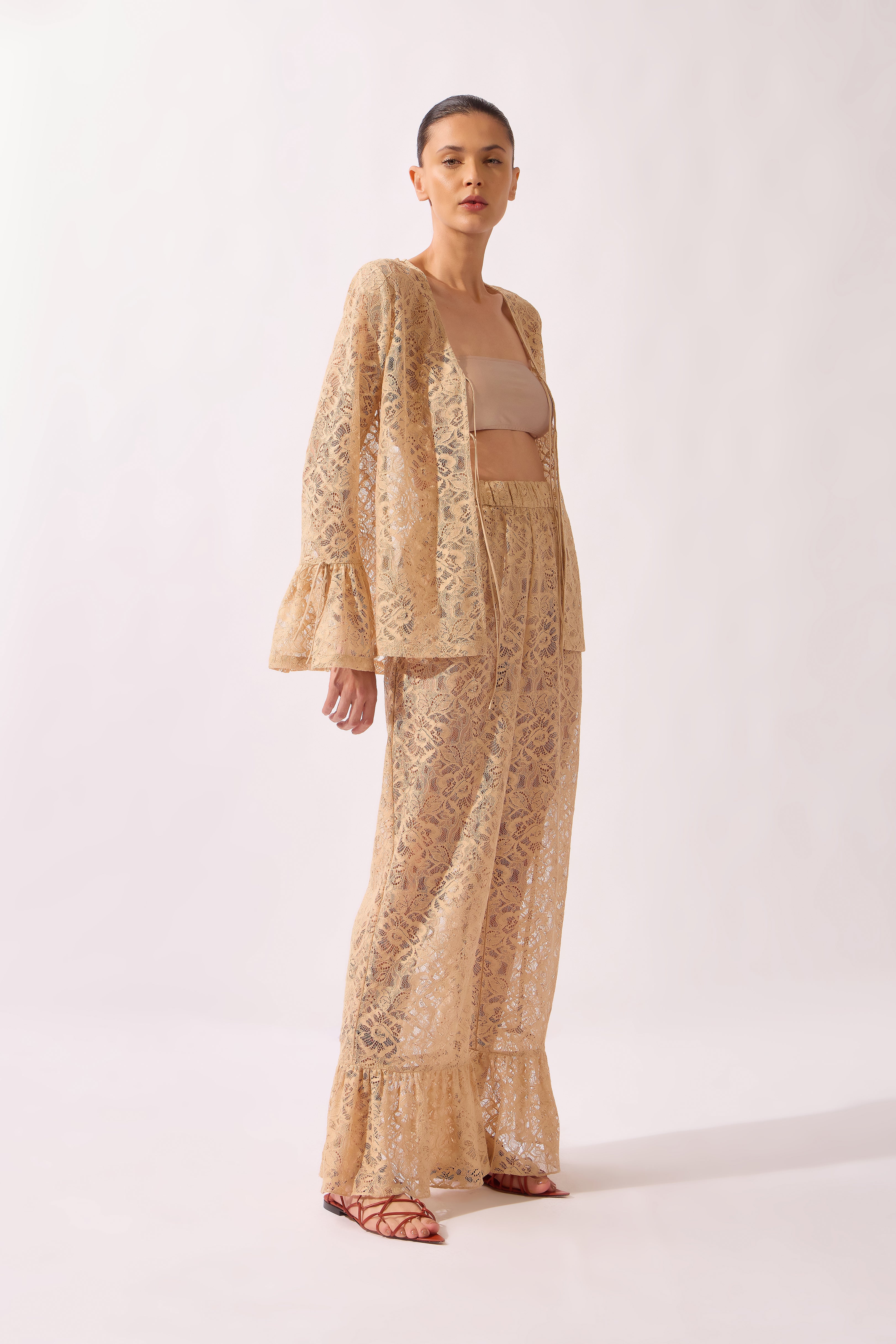 Calça De Renda Pois e Foliage Lisos