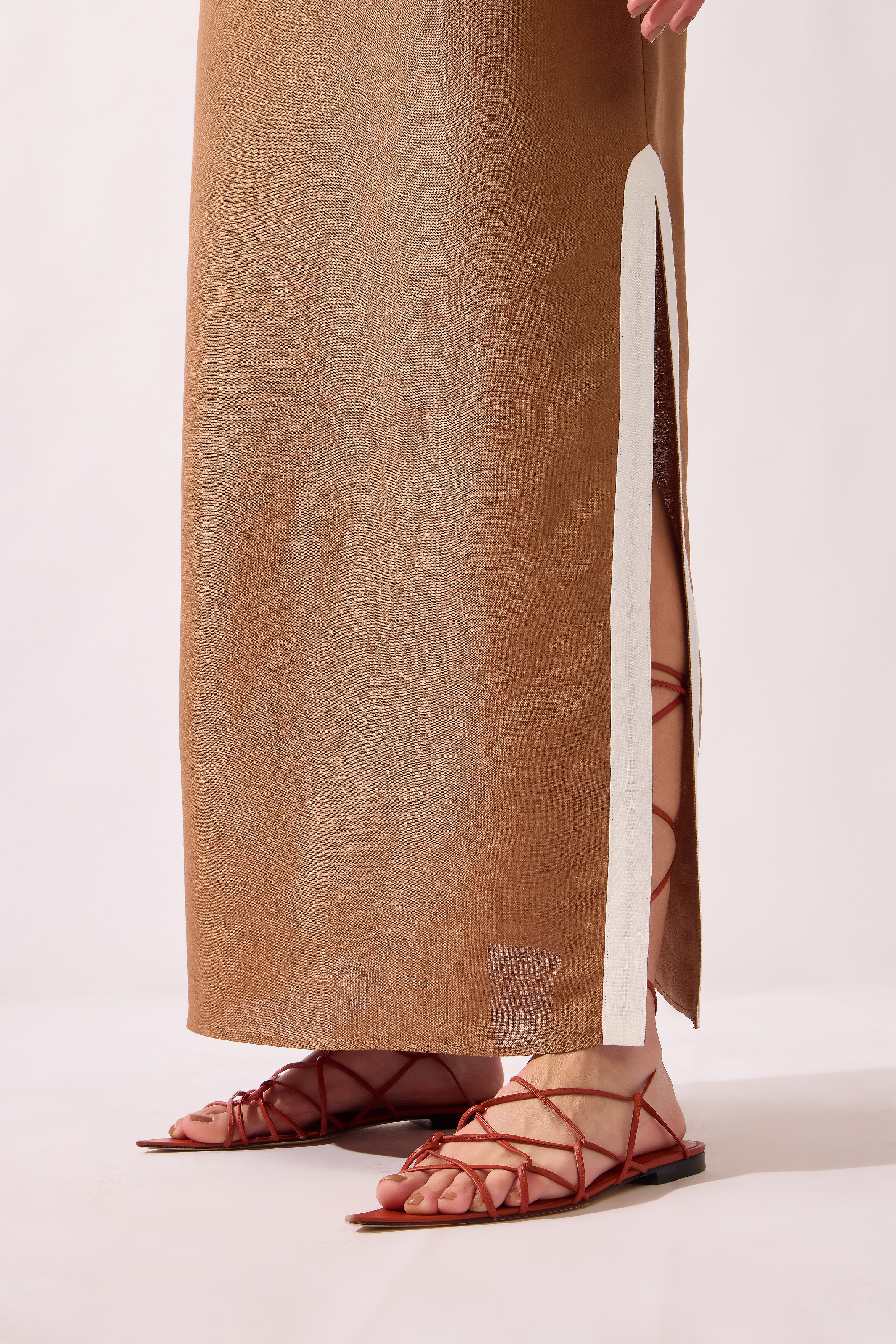 Túnica Midi Decote U Pois e Foliage Lisos