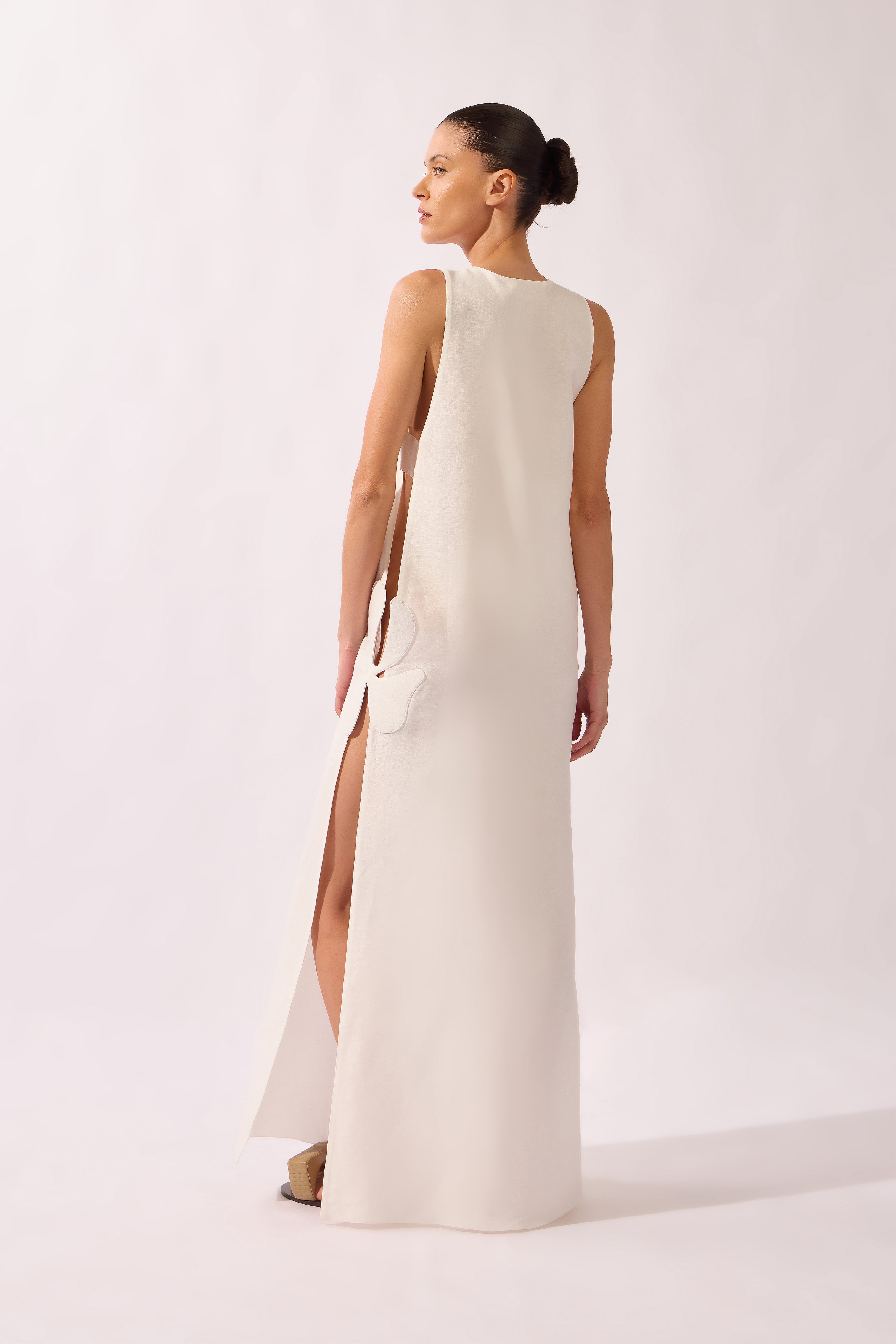 Vestido Longo Com Abertura Laterais Liso