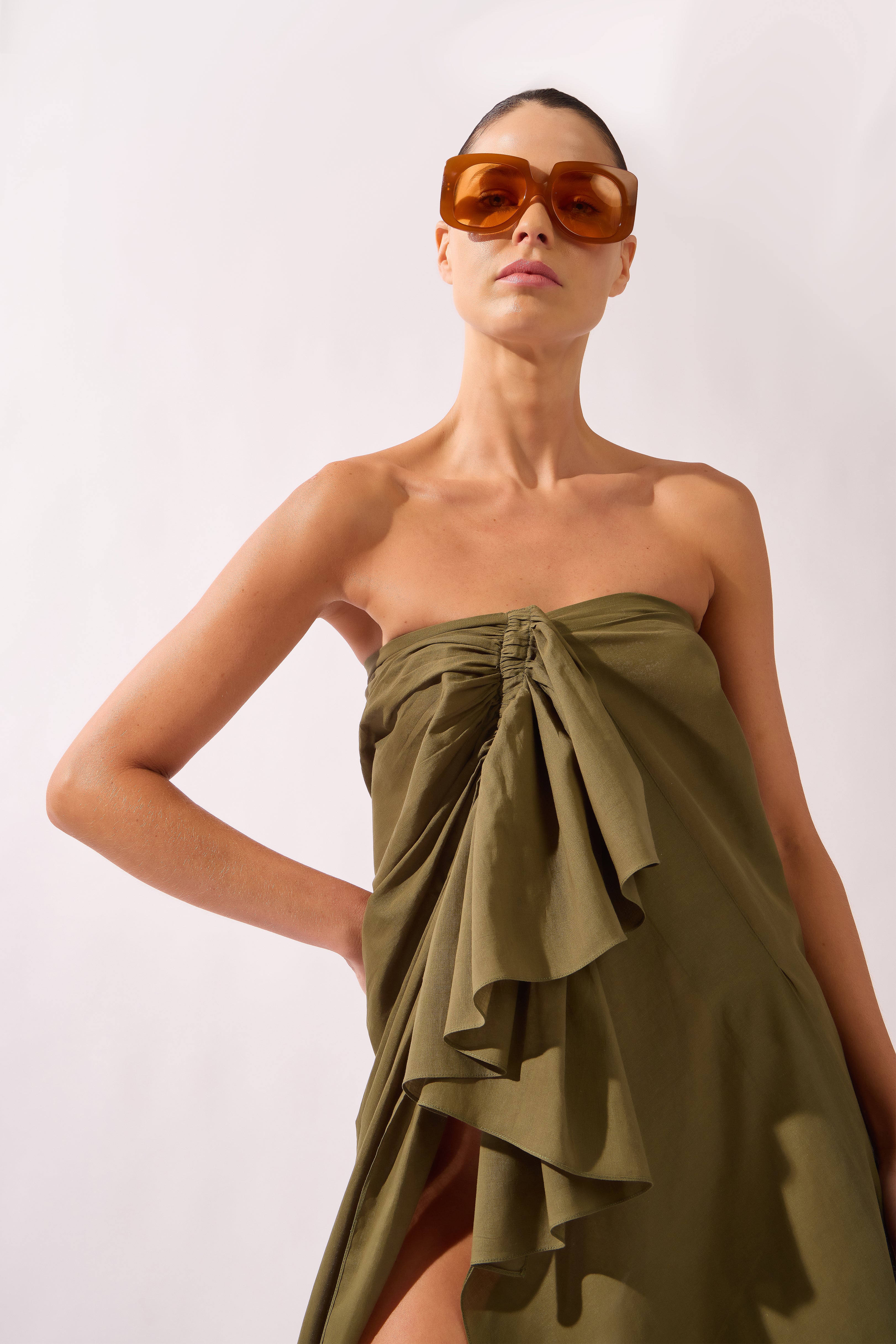 Vestido Midi Assimétrico