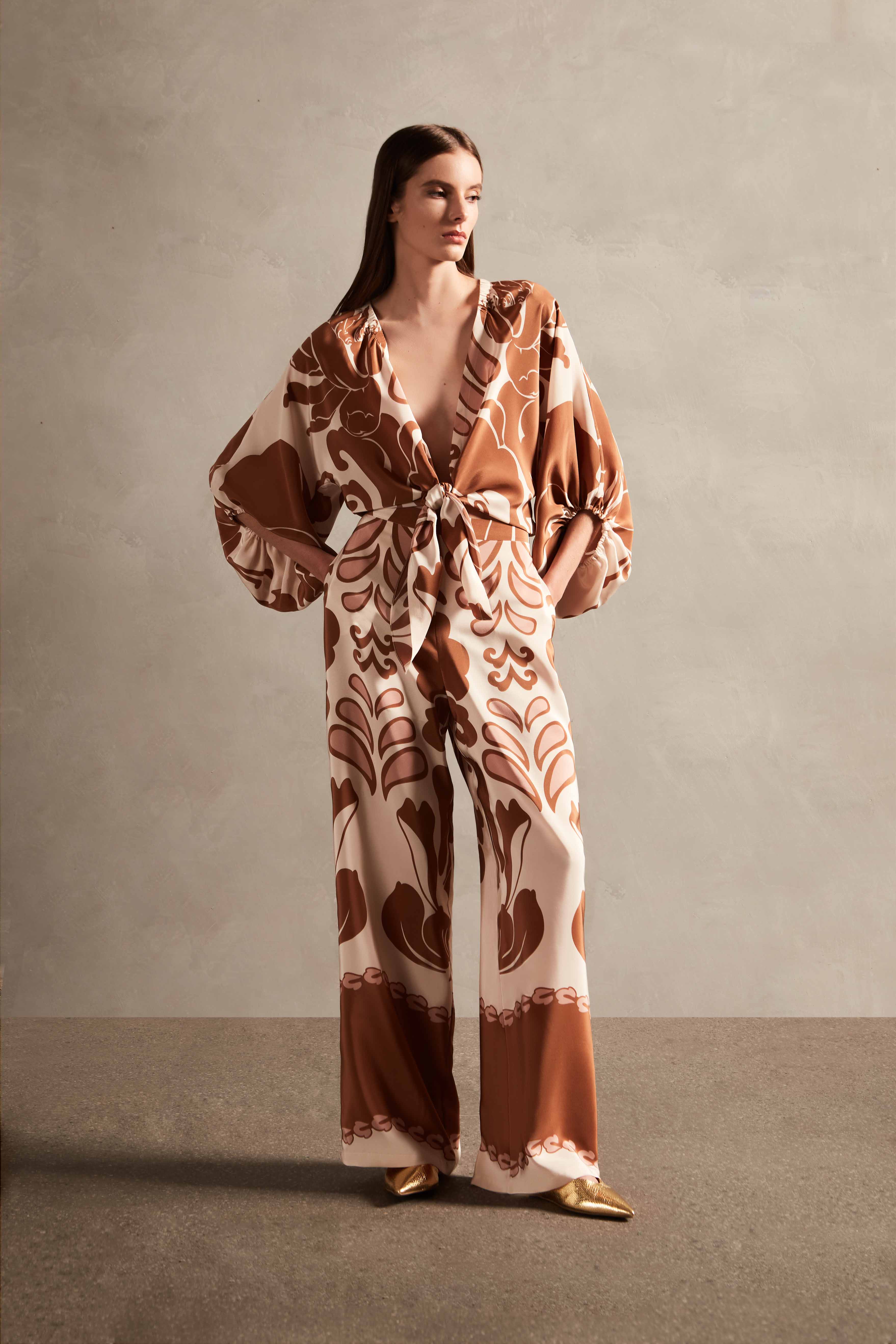 Camisa Amarrar Frente Spray Of Flower