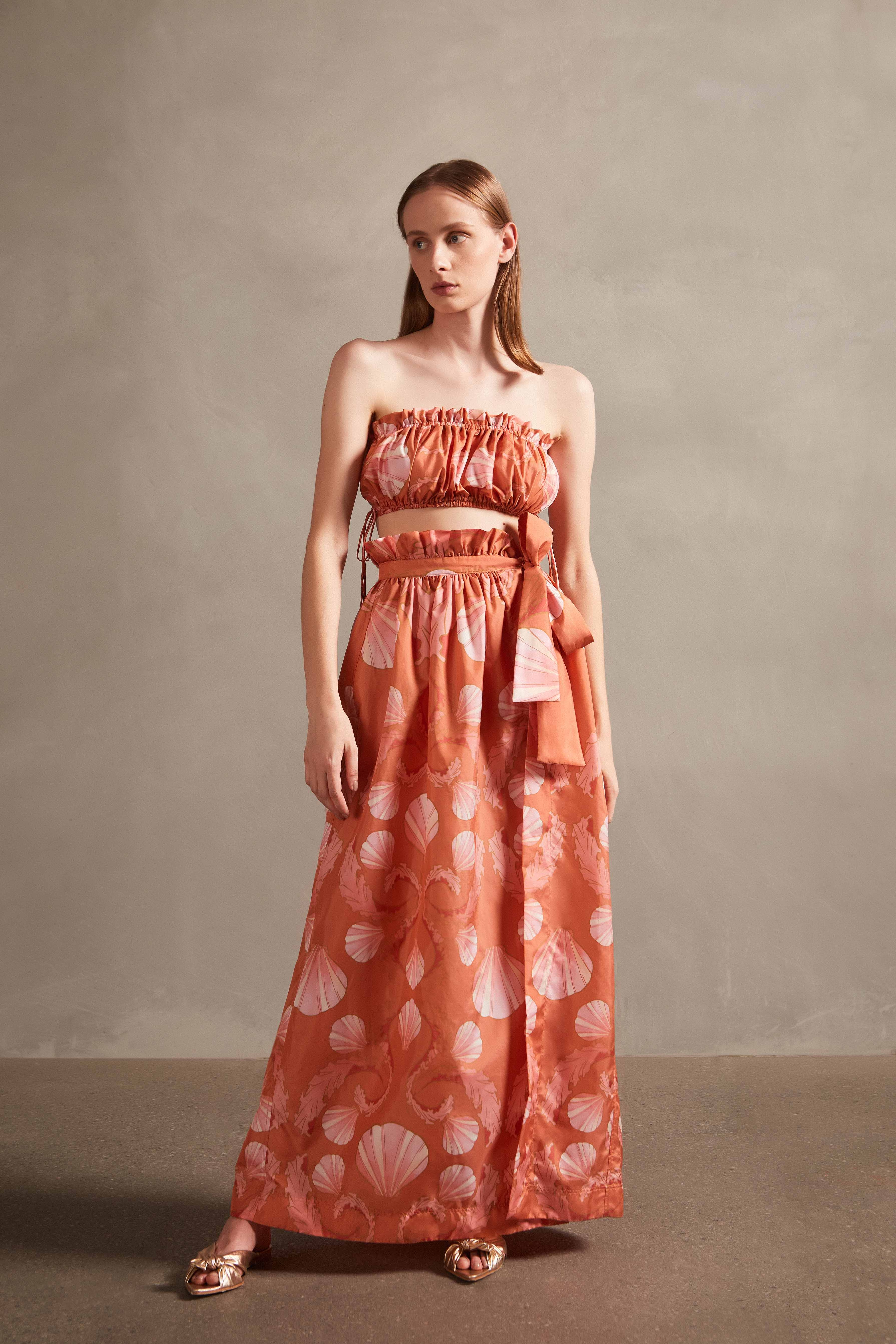 Top Tomara que Caia Detalhe Franzido Conchas