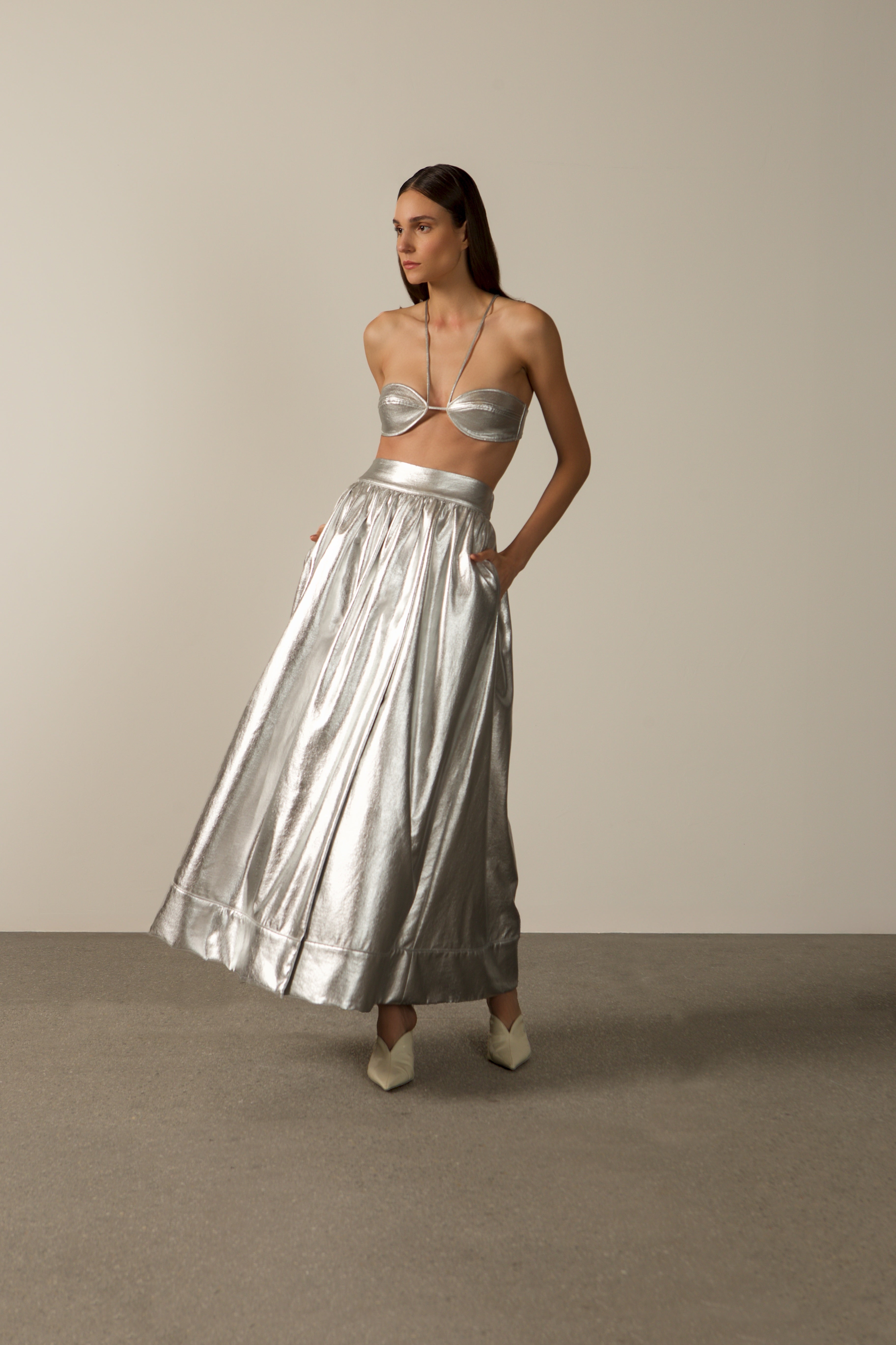 Conjunto Top E Saia Metalizado Coquille Shine