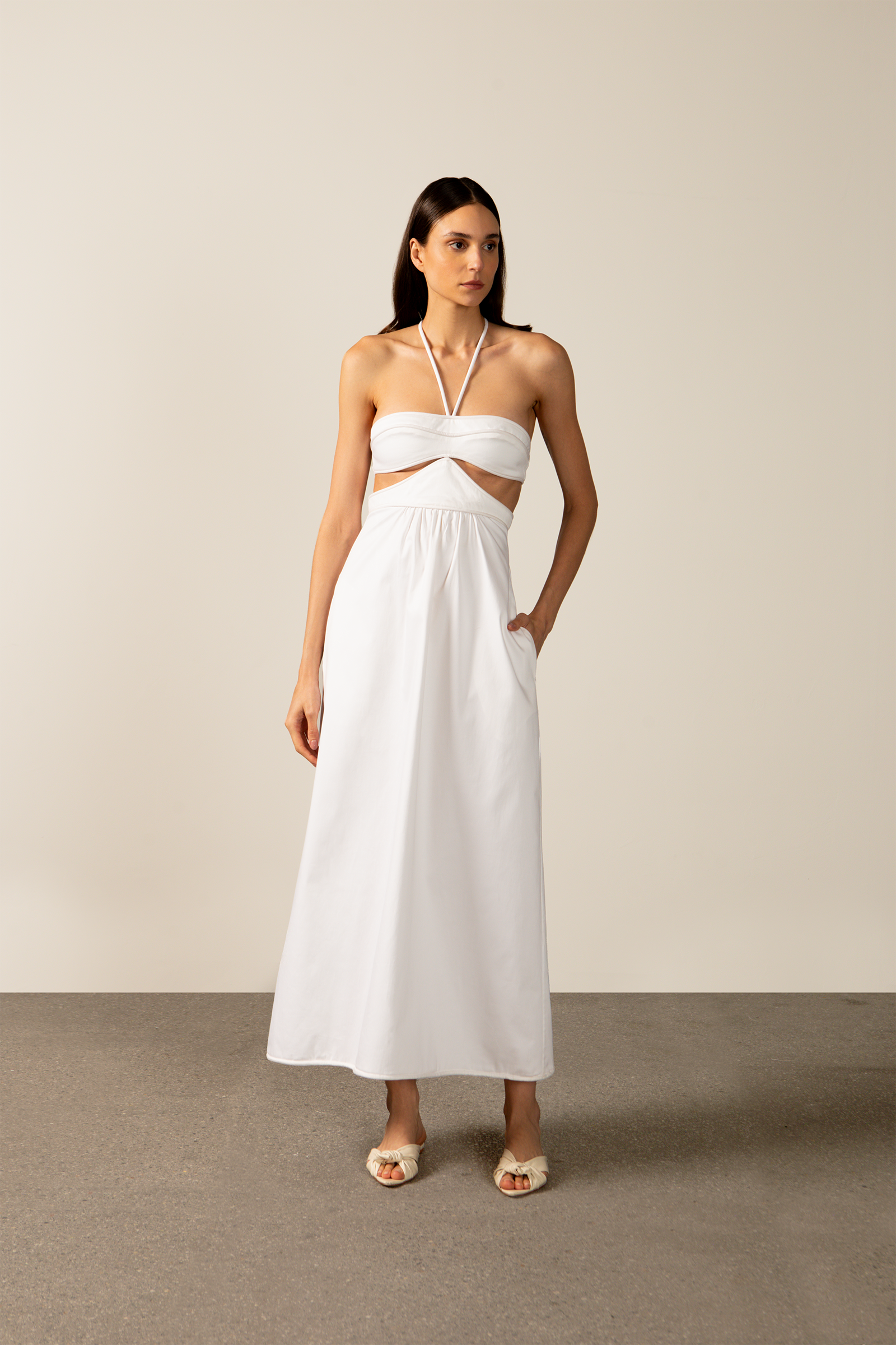 Vestido Longo Com Detalhe Busto