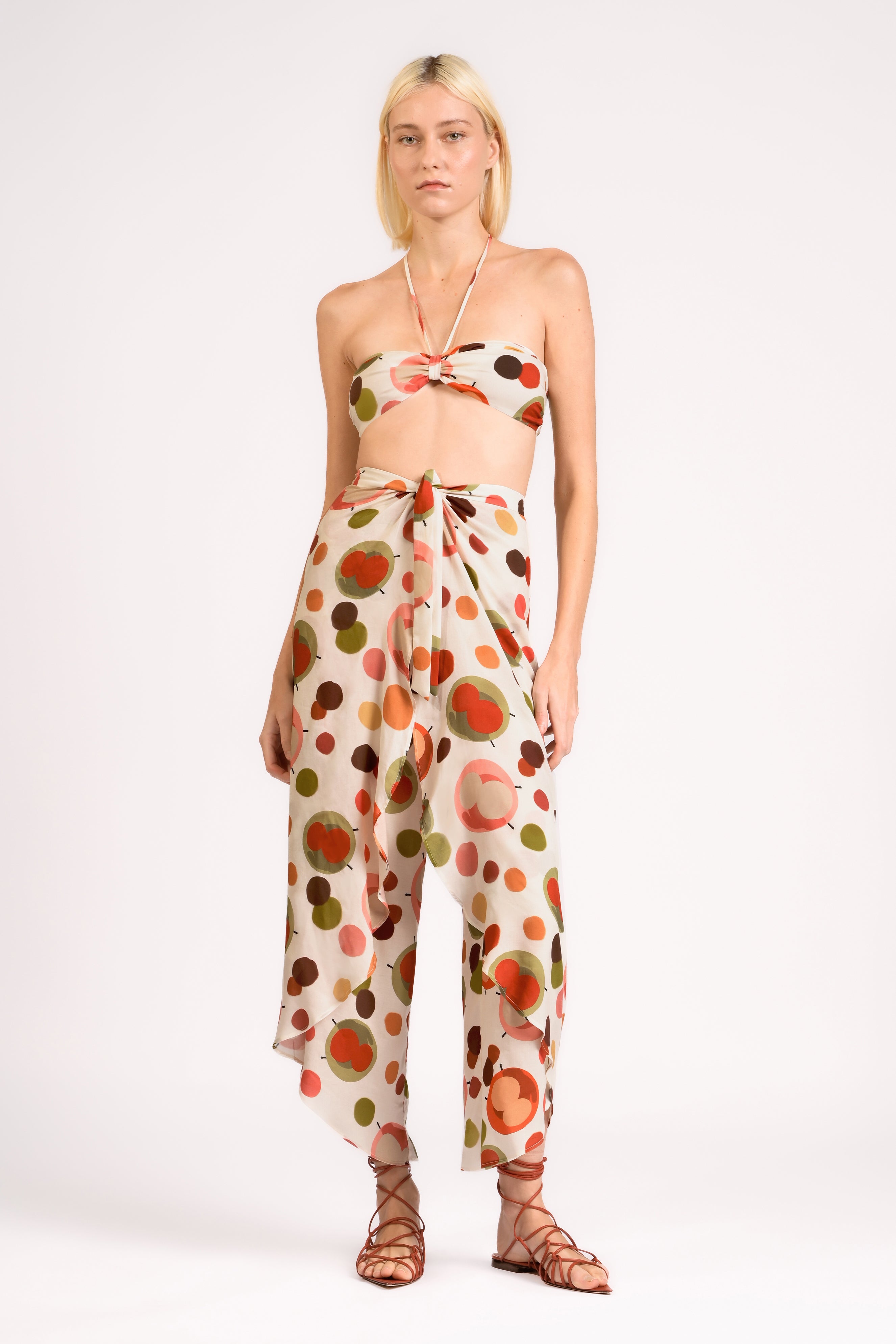 Top Tomara que Caia Lina Pois