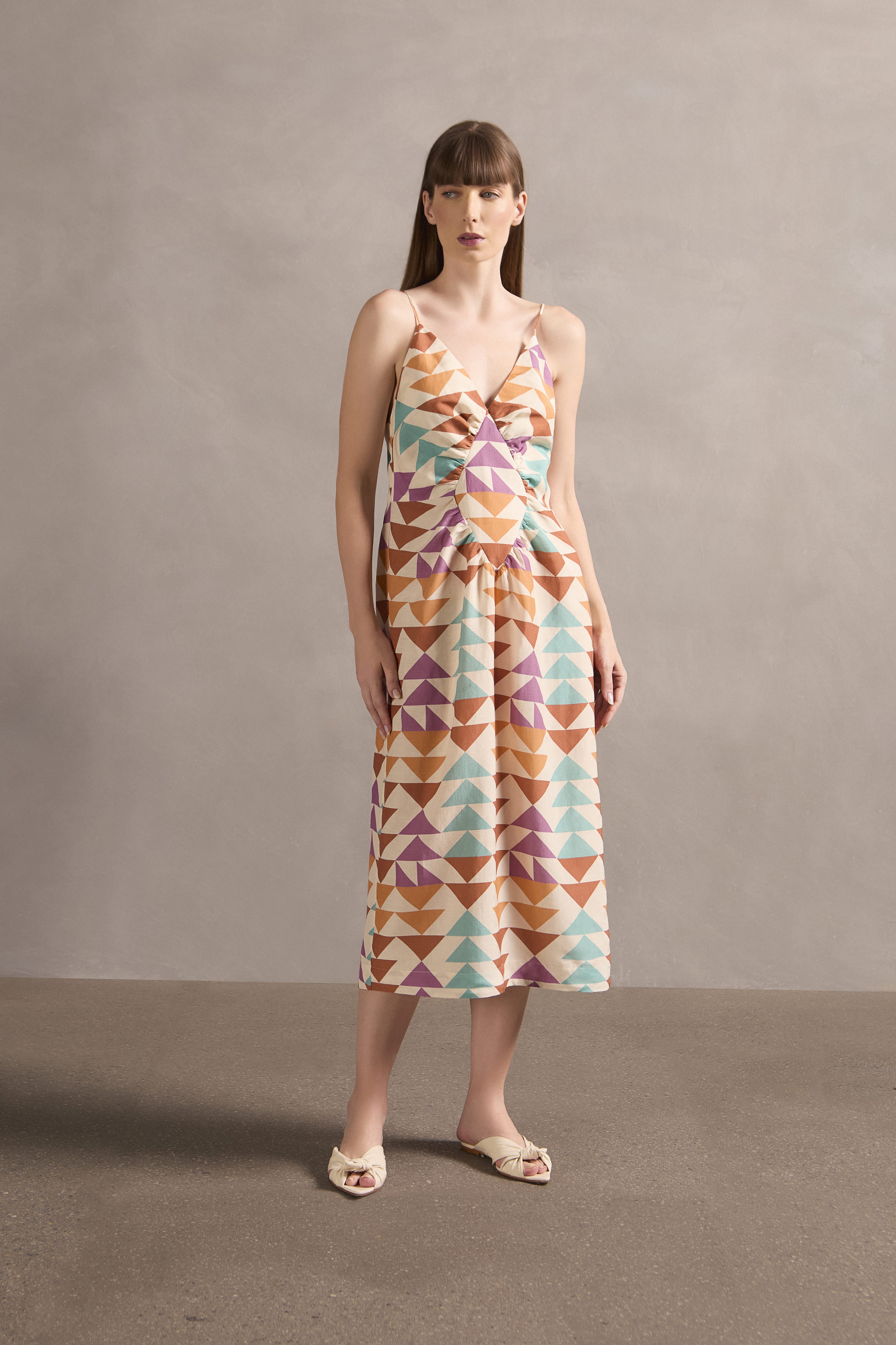 Vestido Midi De Alças Detalhe Losango Colibri