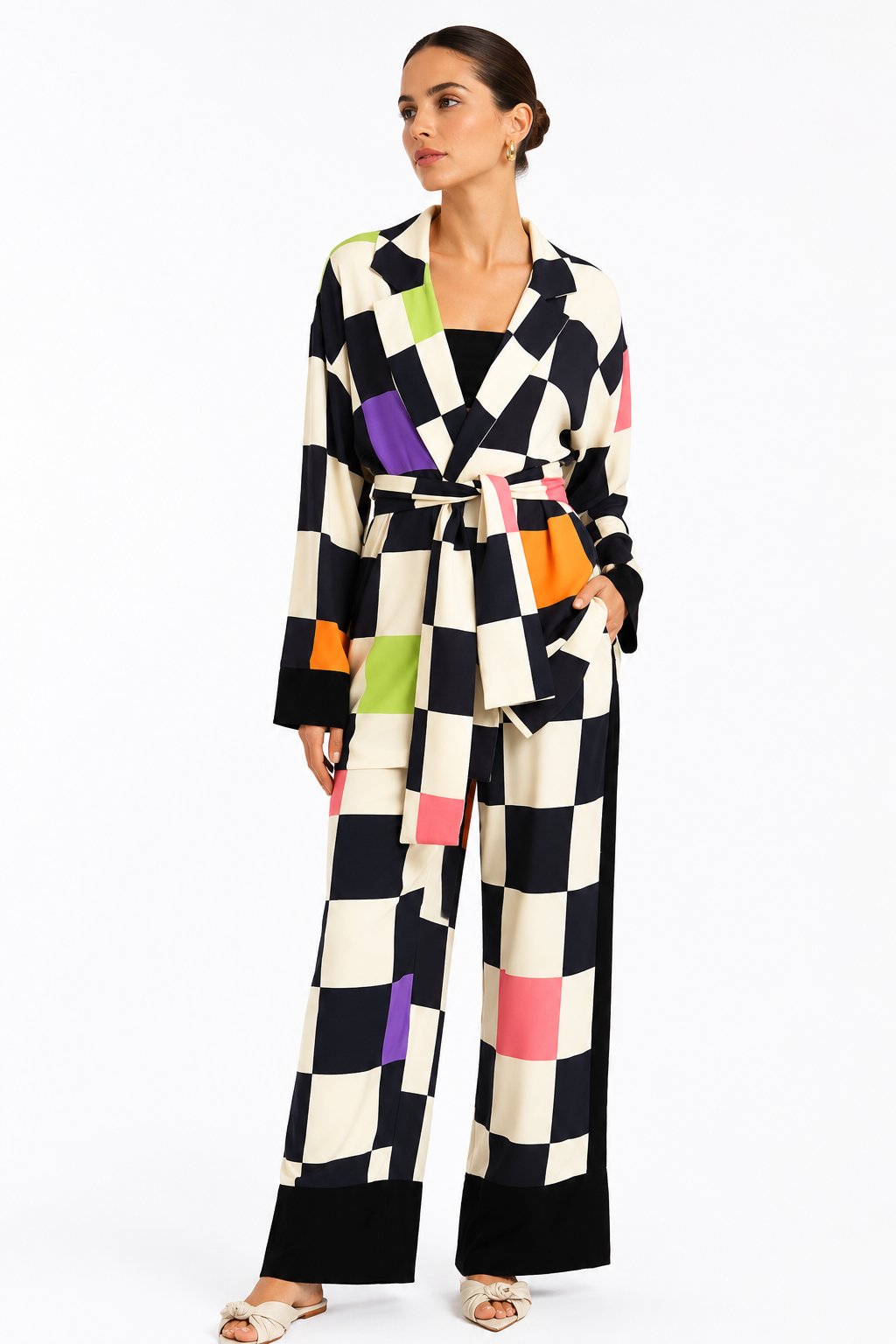 Blazer de Seda com Faixa e Bolsos New Age