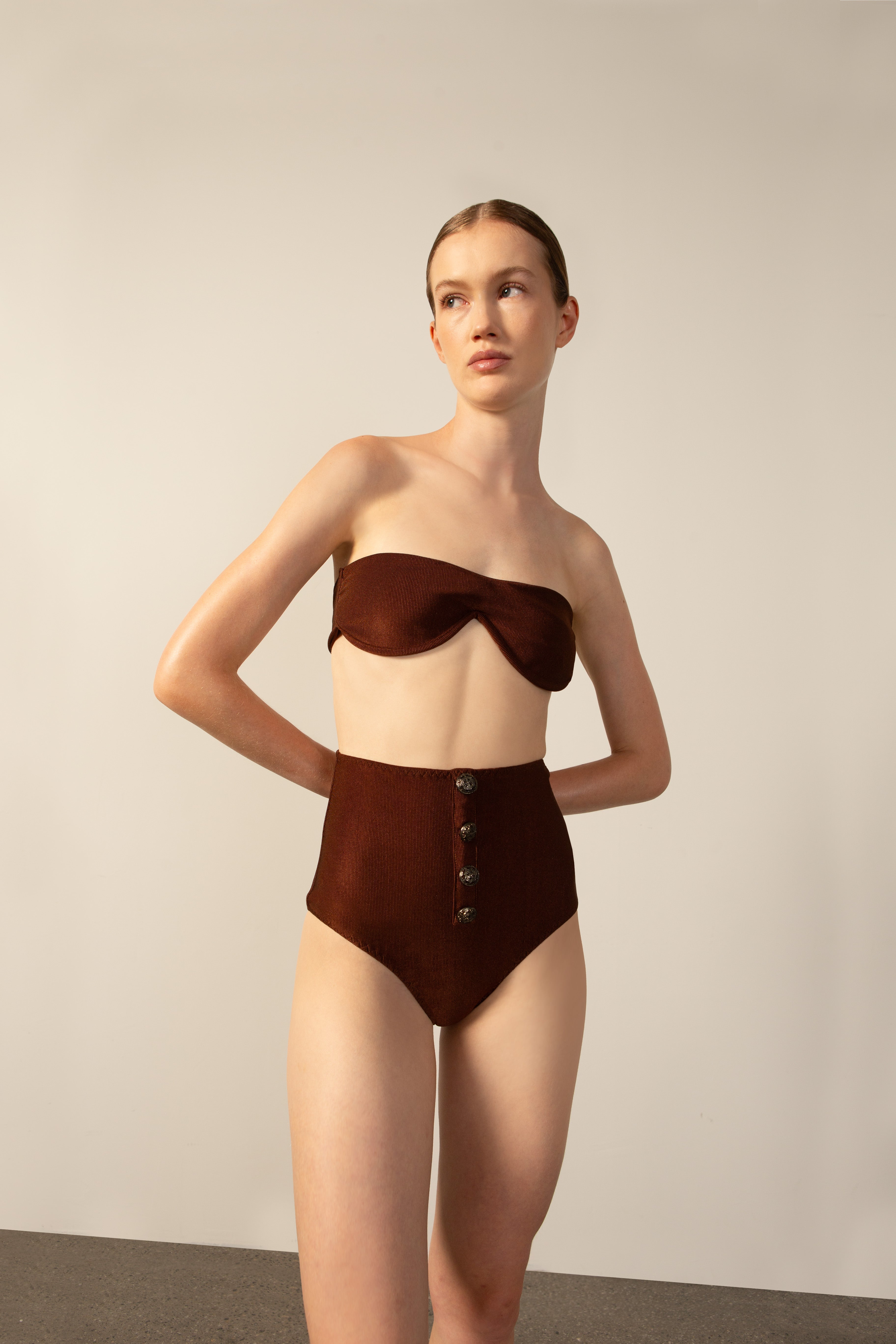 Biquini Hot Pants Tomara que Caia Noblesse