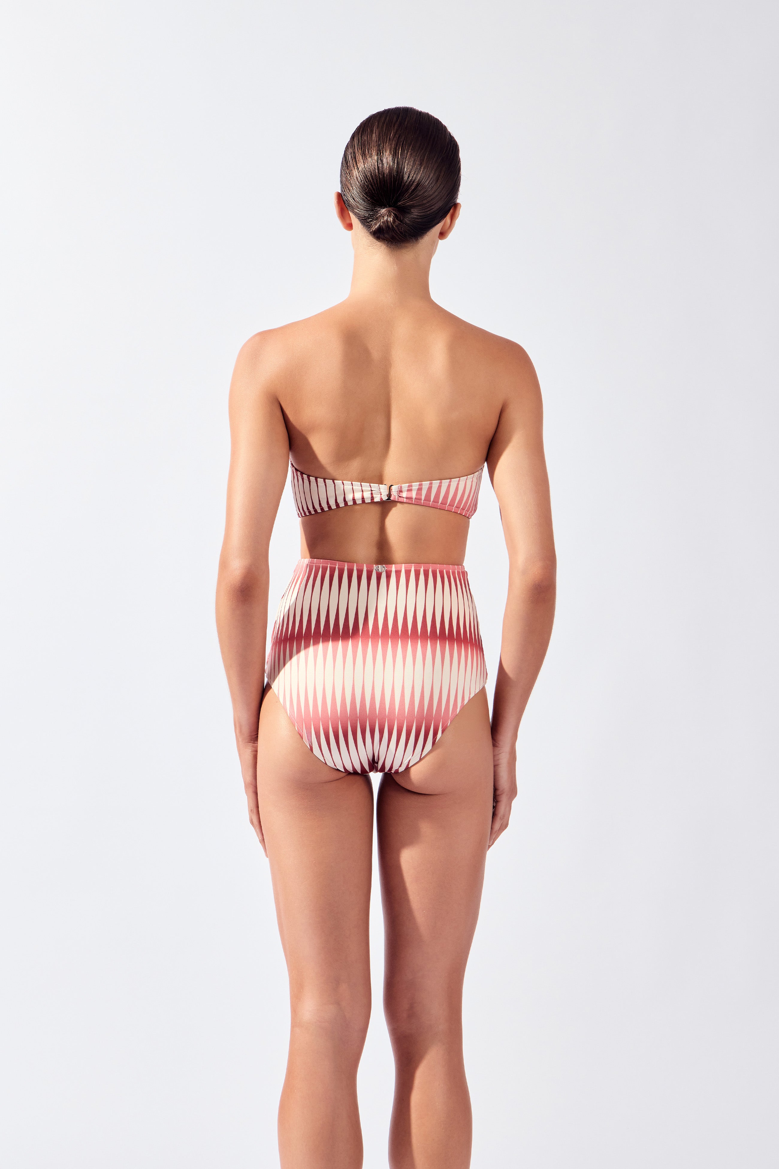 Biquini Hot pants TQC Coração Backgammon Listras