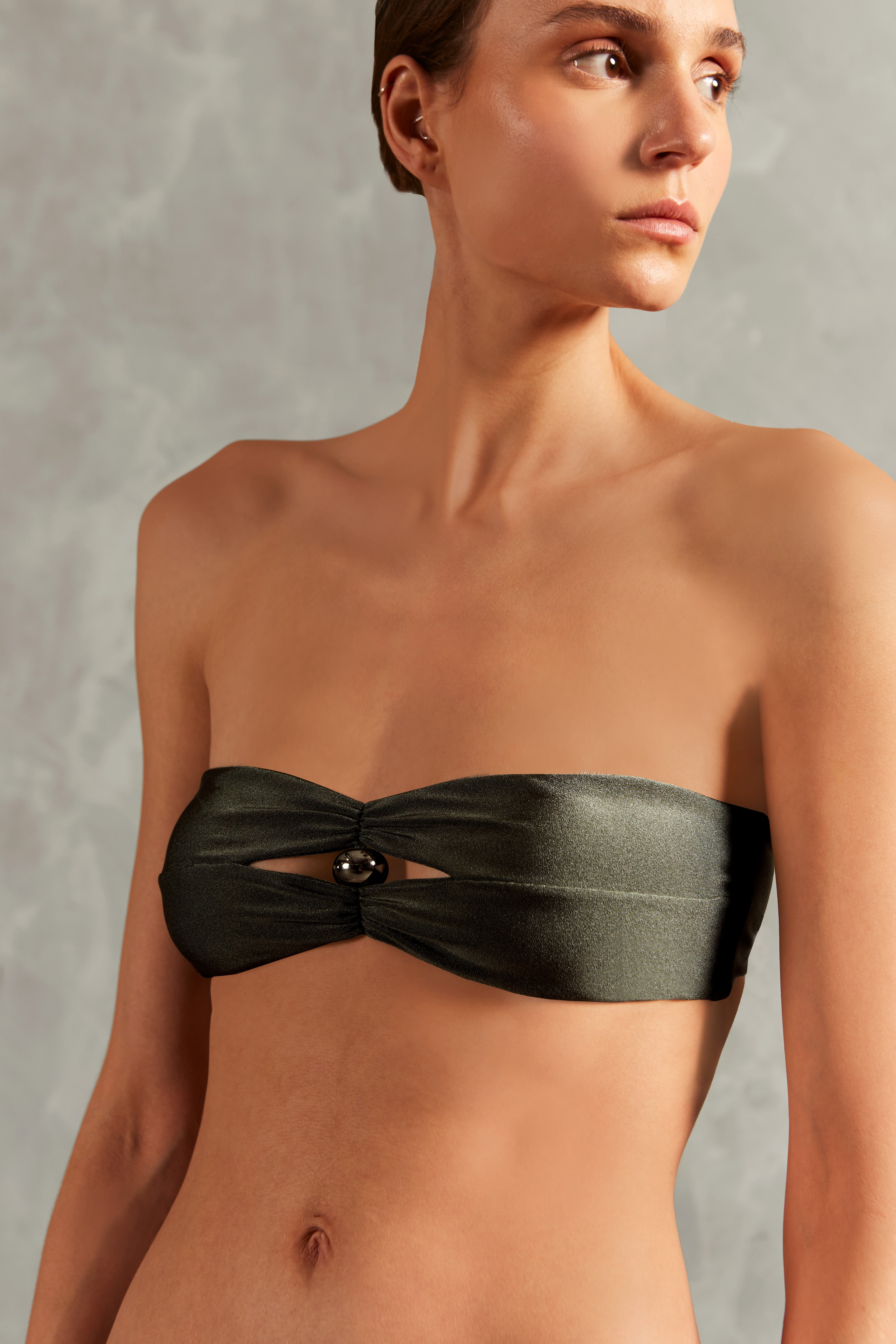 Biquini Tomara que Caia Detalhe Pérola Ostras