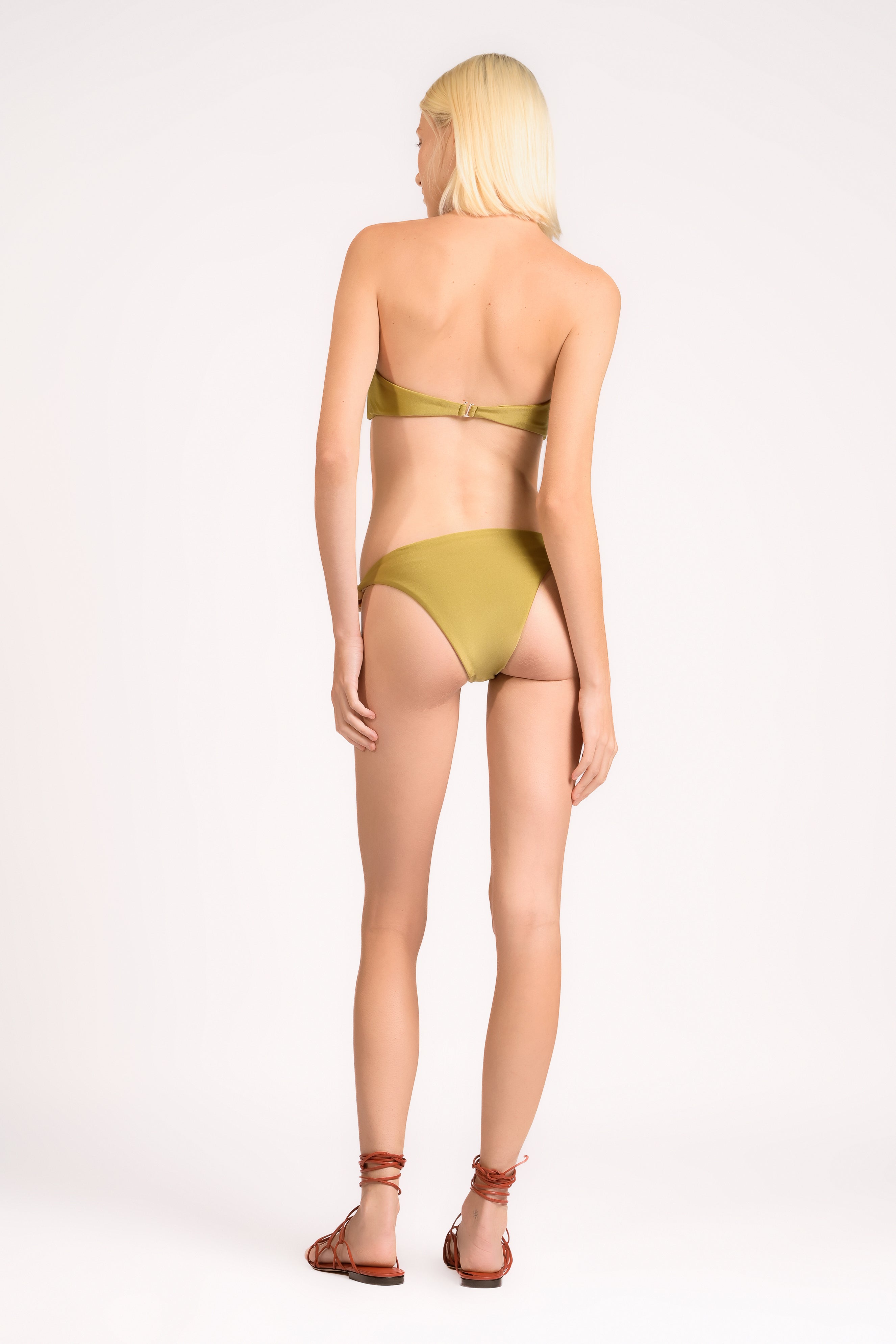 Biquini Tomara que Caia Lina Pois lisos