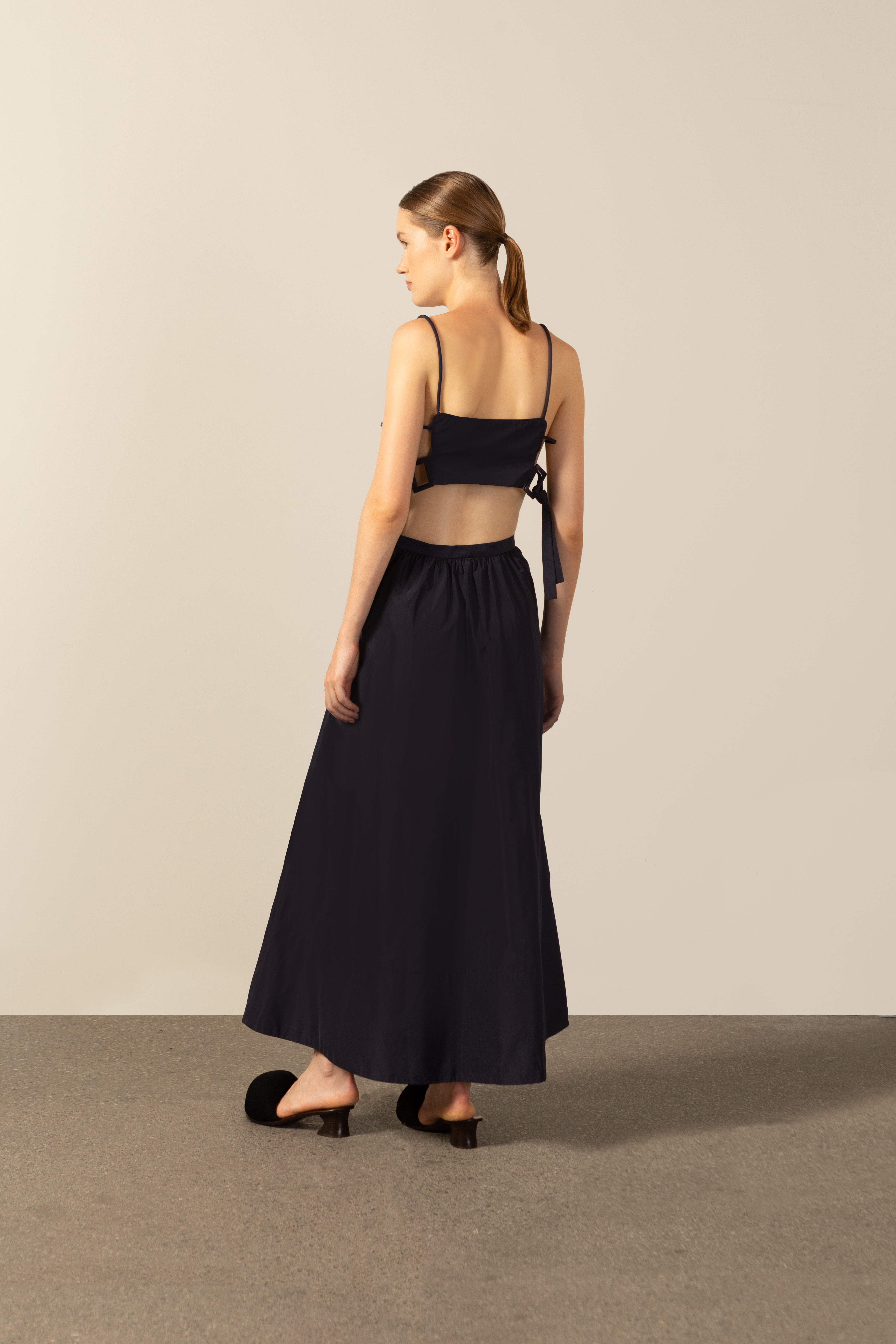 Conjunto Top E Saia Com Volume Argolas