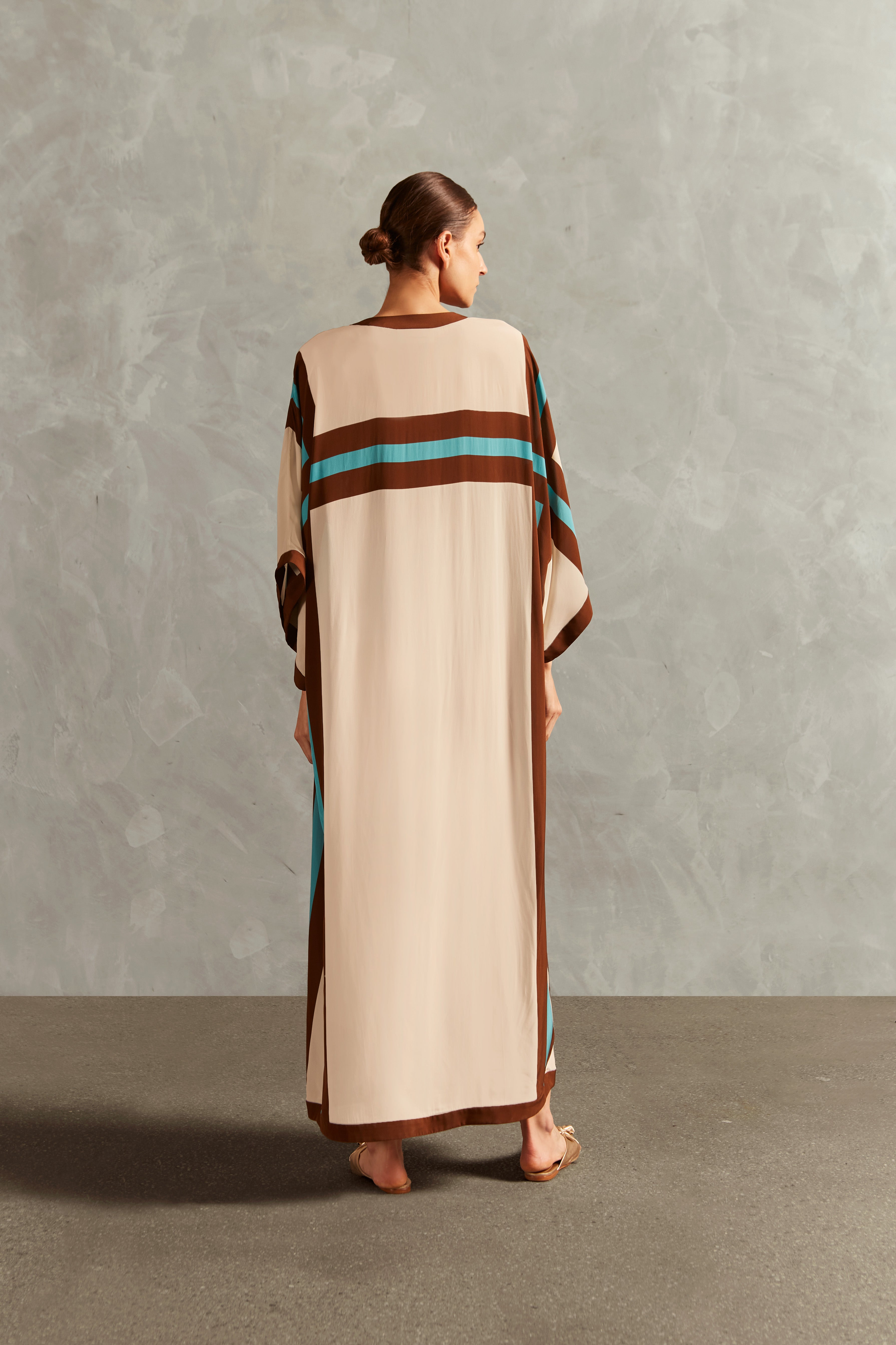 Robe Longo Com Vivo Contrastante Kaftans