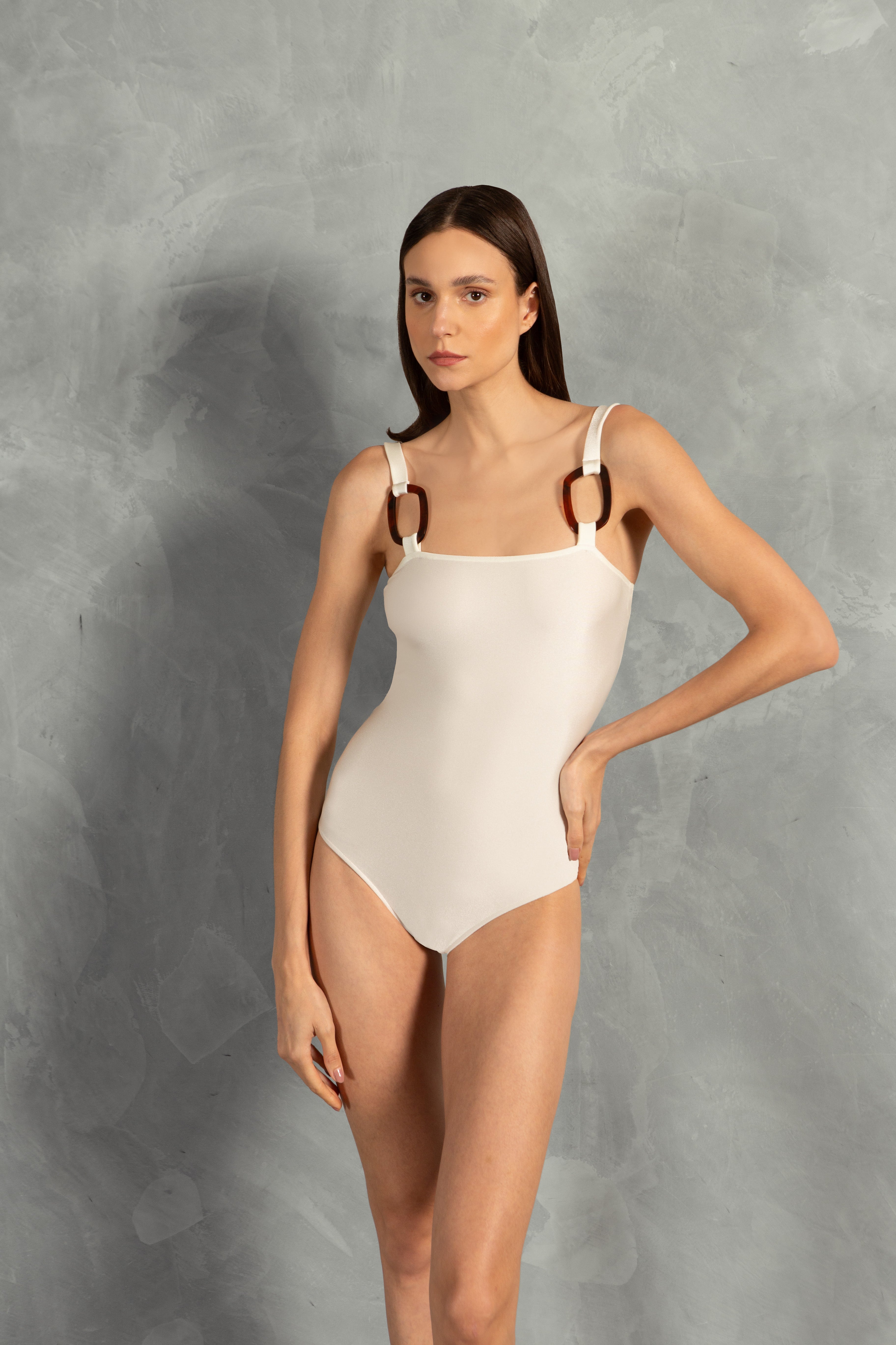 Maiô Alças Fivelas Timeless