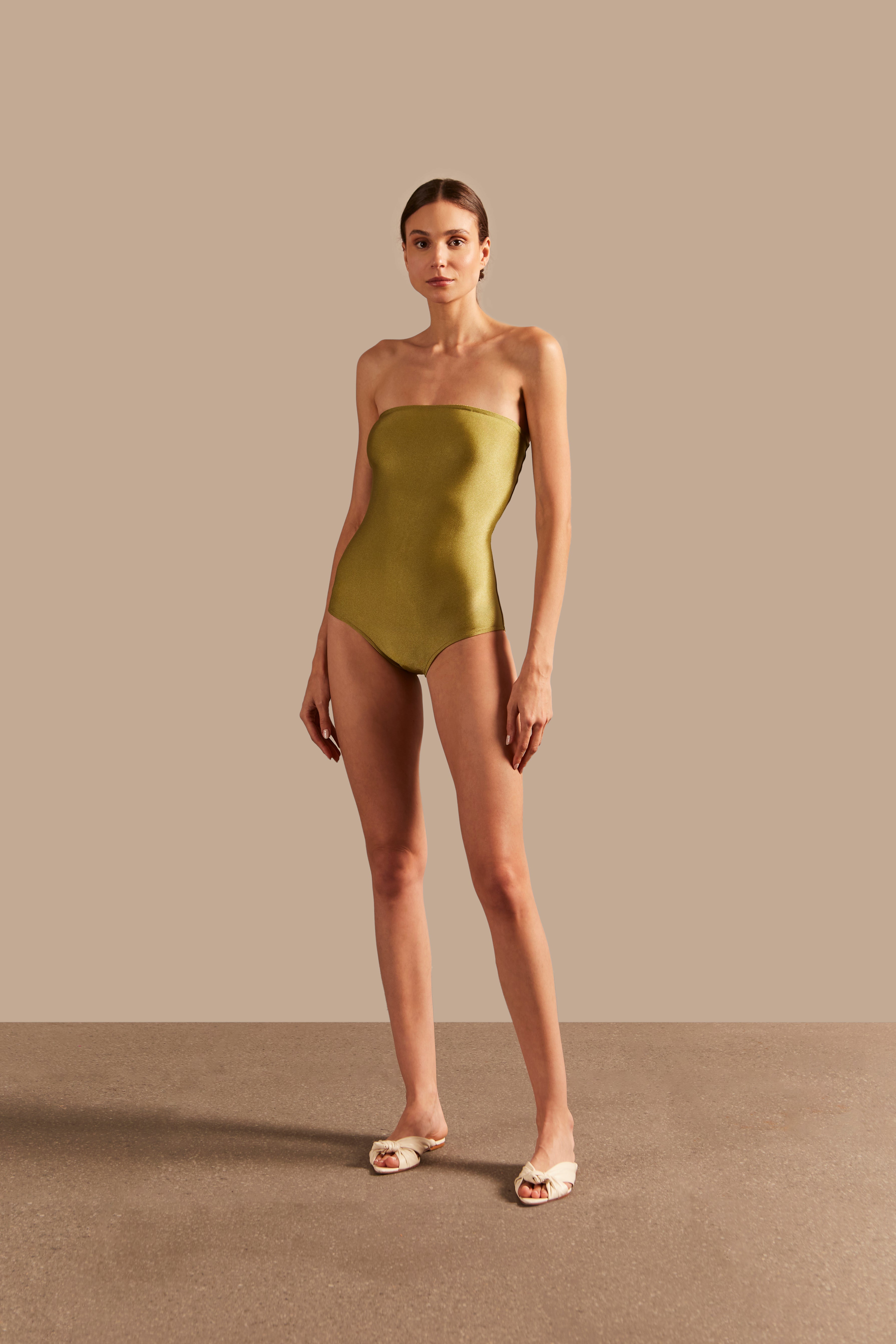 Maiô Tomara que Caia Lisos