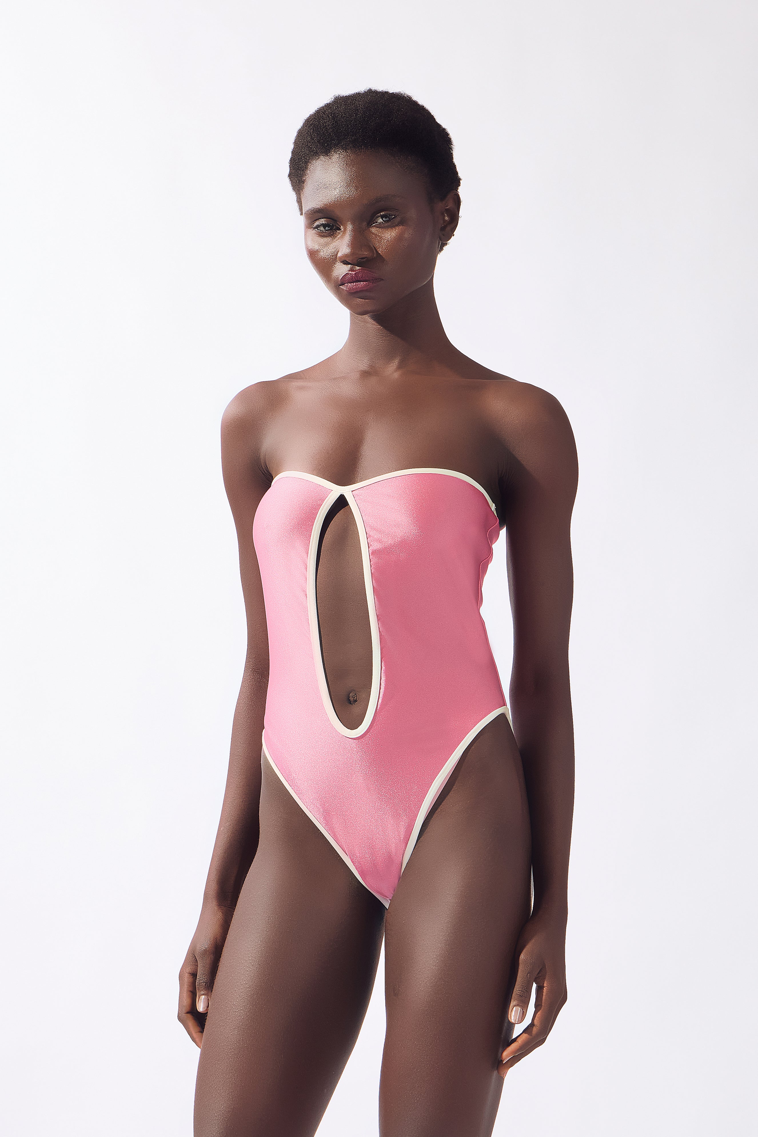 Maiô Tomara que Caia Vazado