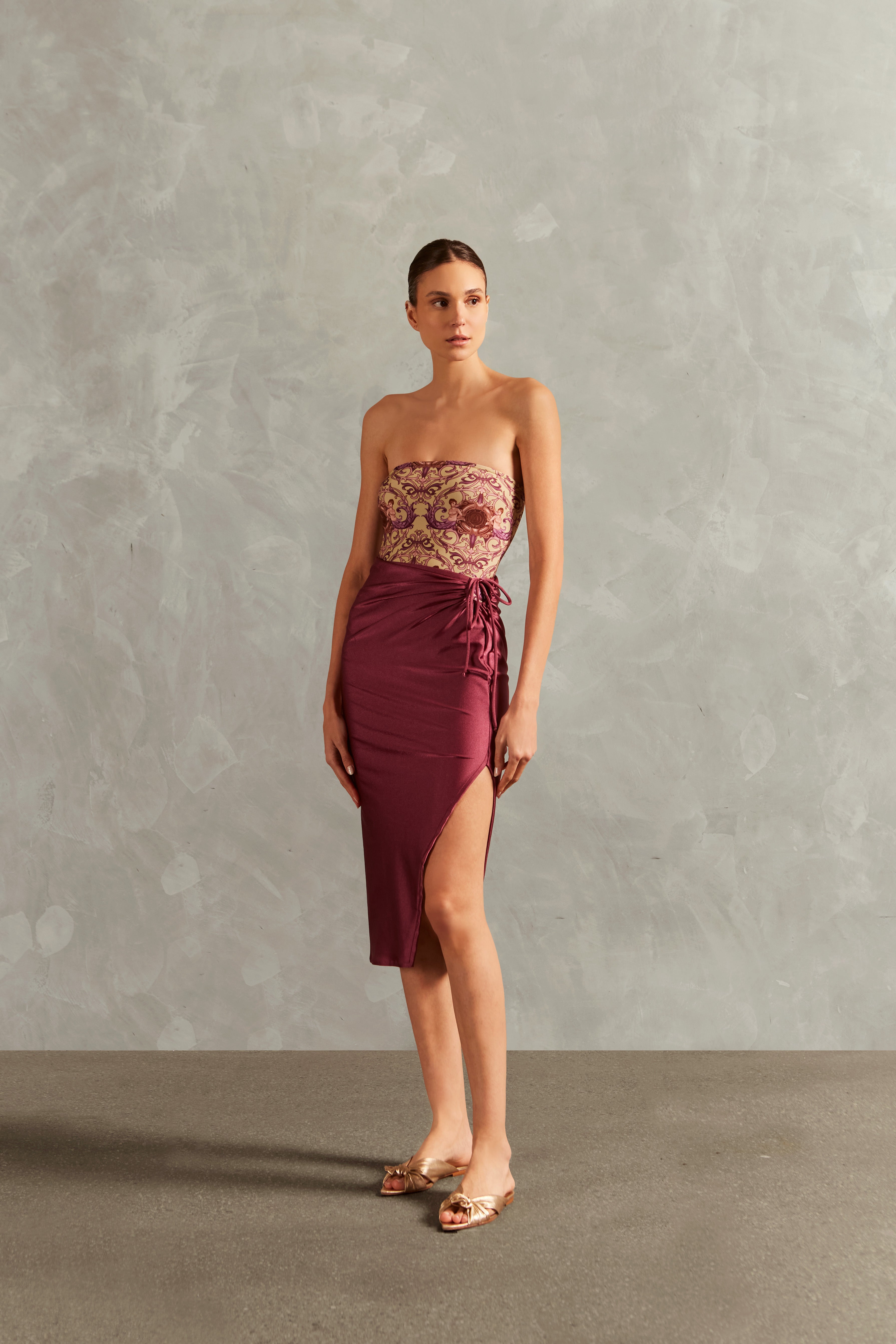 Saia Midi Detalhe Amarração Lateral