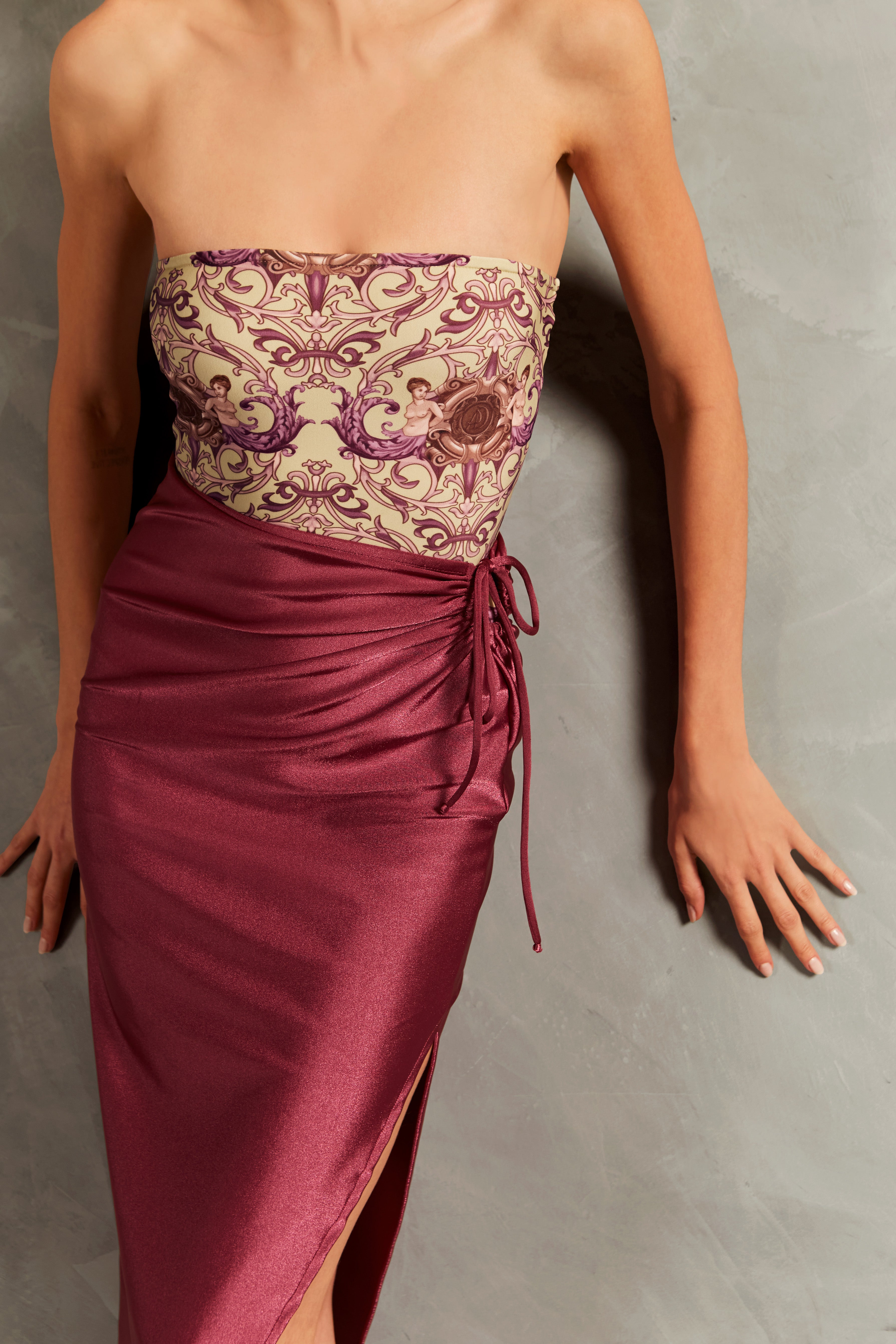 Saia Midi Detalhe Amarração Lateral