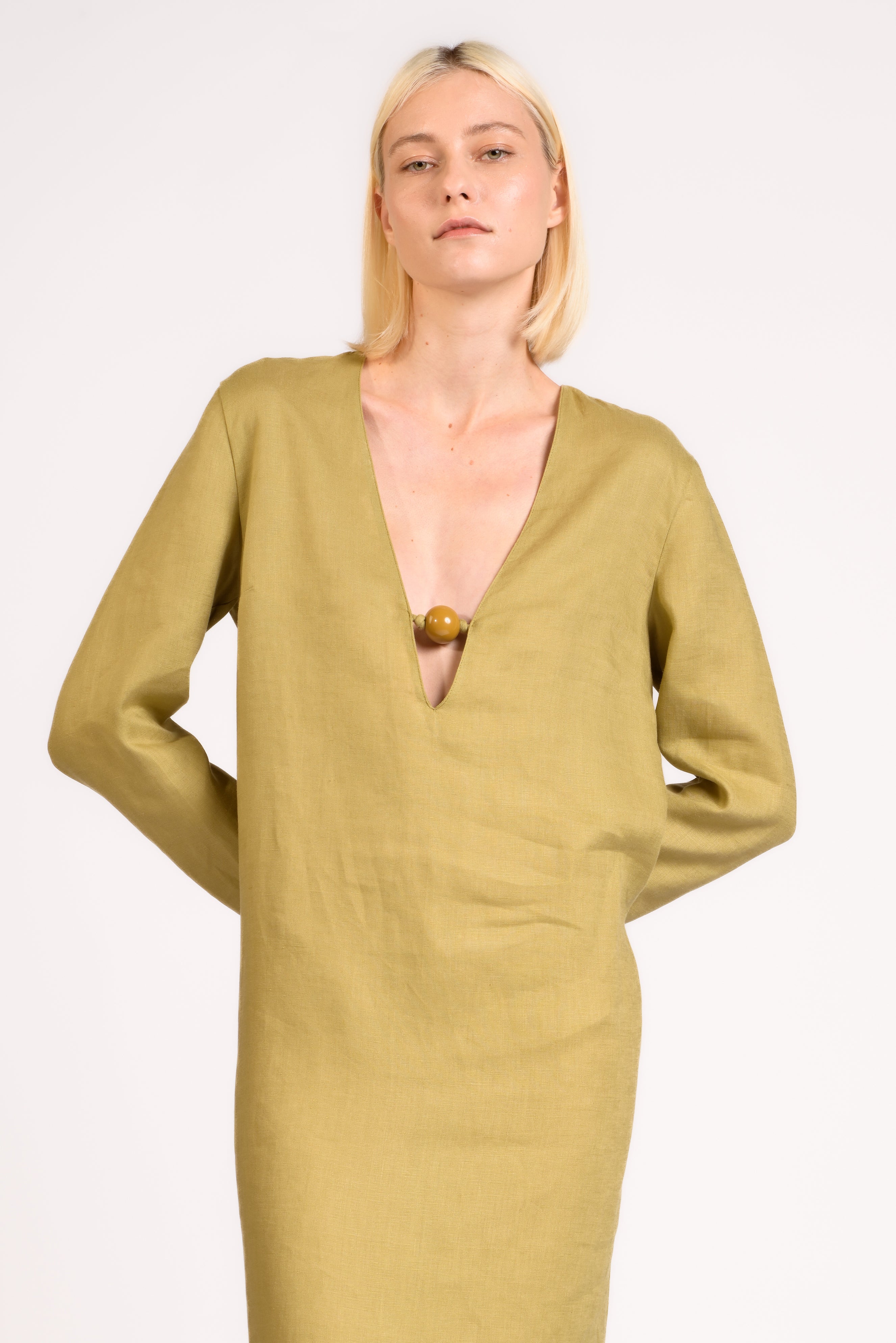 Túnica Longa Decote V Lina Pois Lisos