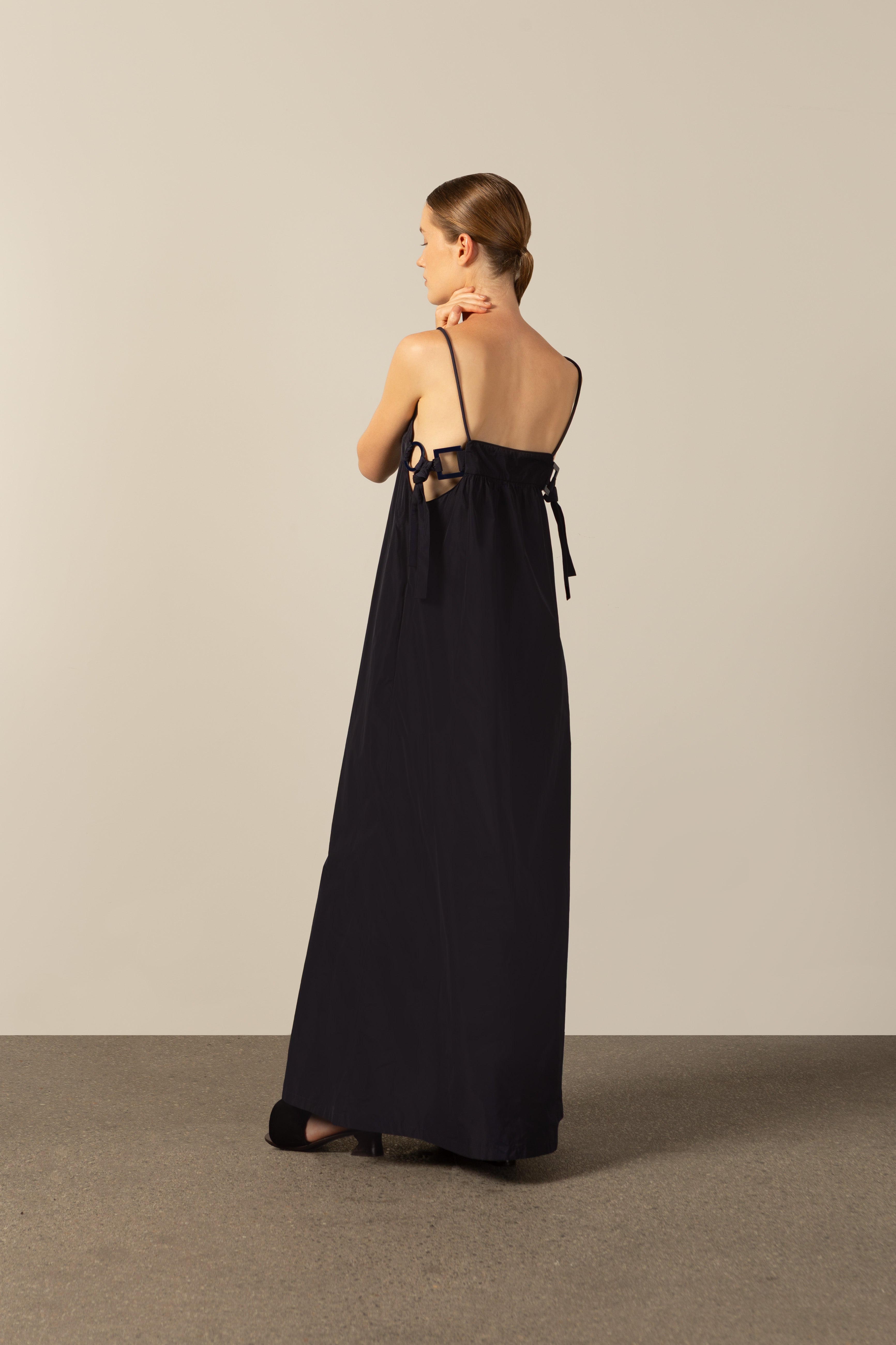 Vestido Alças Com Detalhe Argolas
