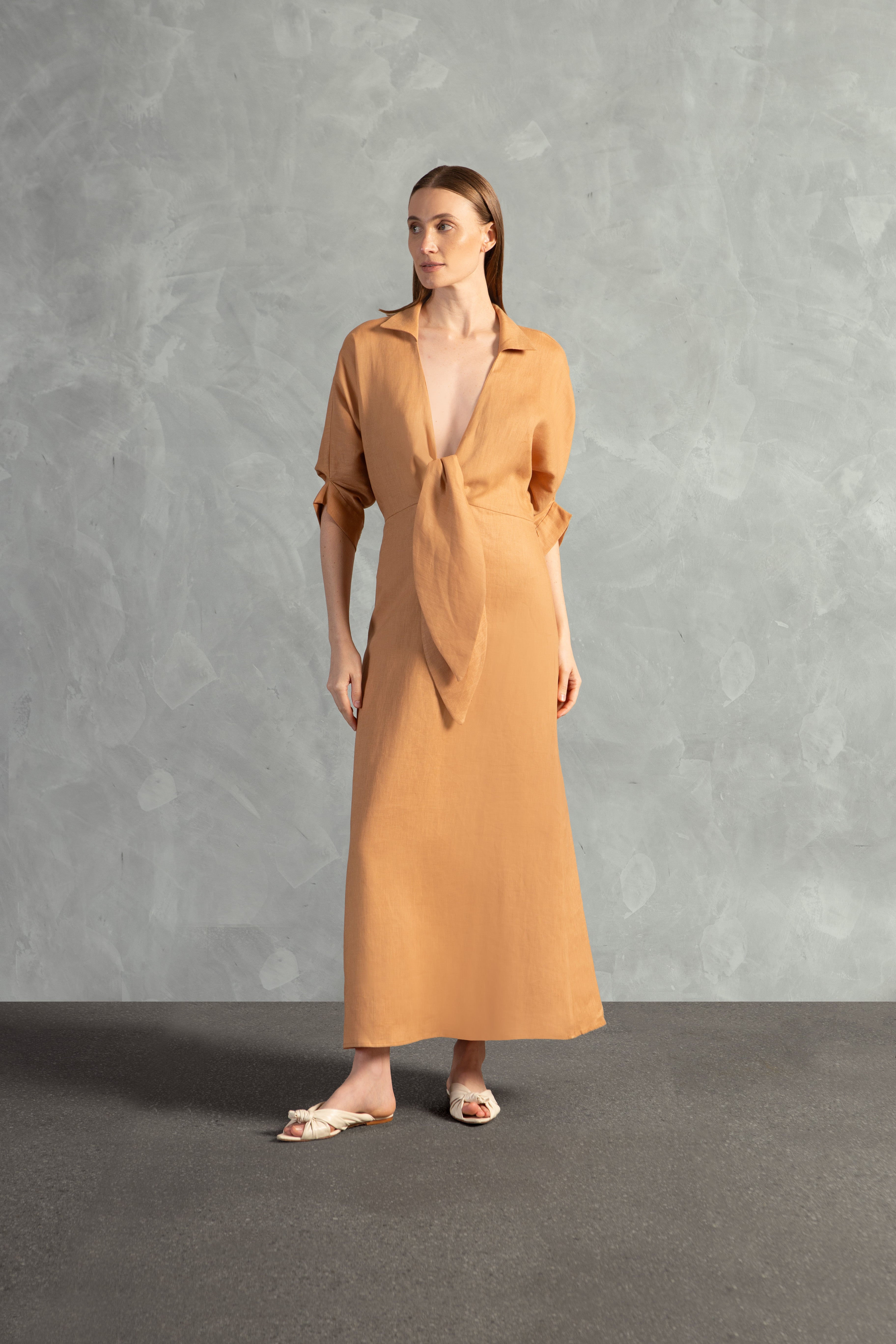 Vestido Longo Amarração Decote V Linho