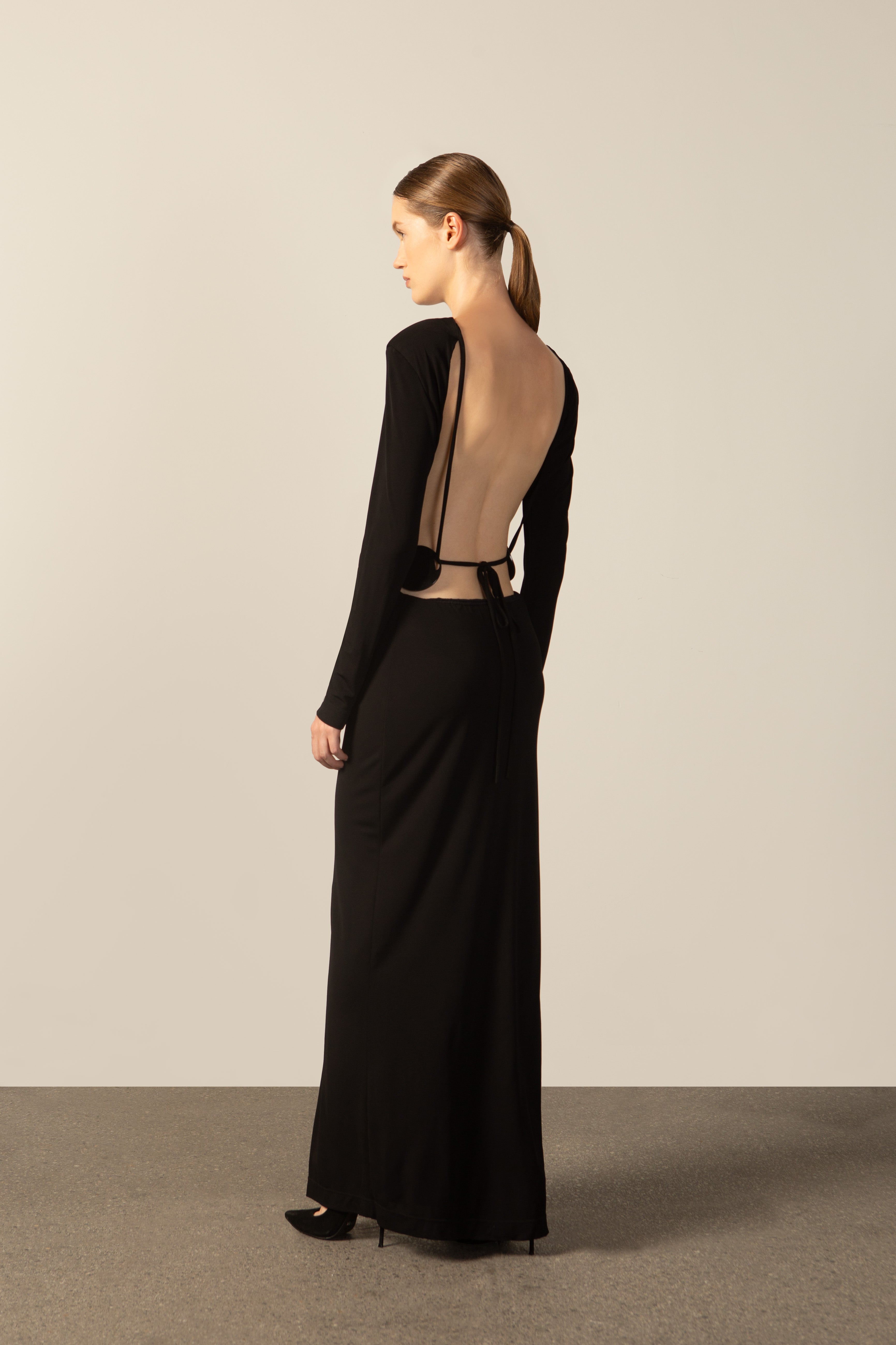 Vestido Longo Manga Longa Argolas