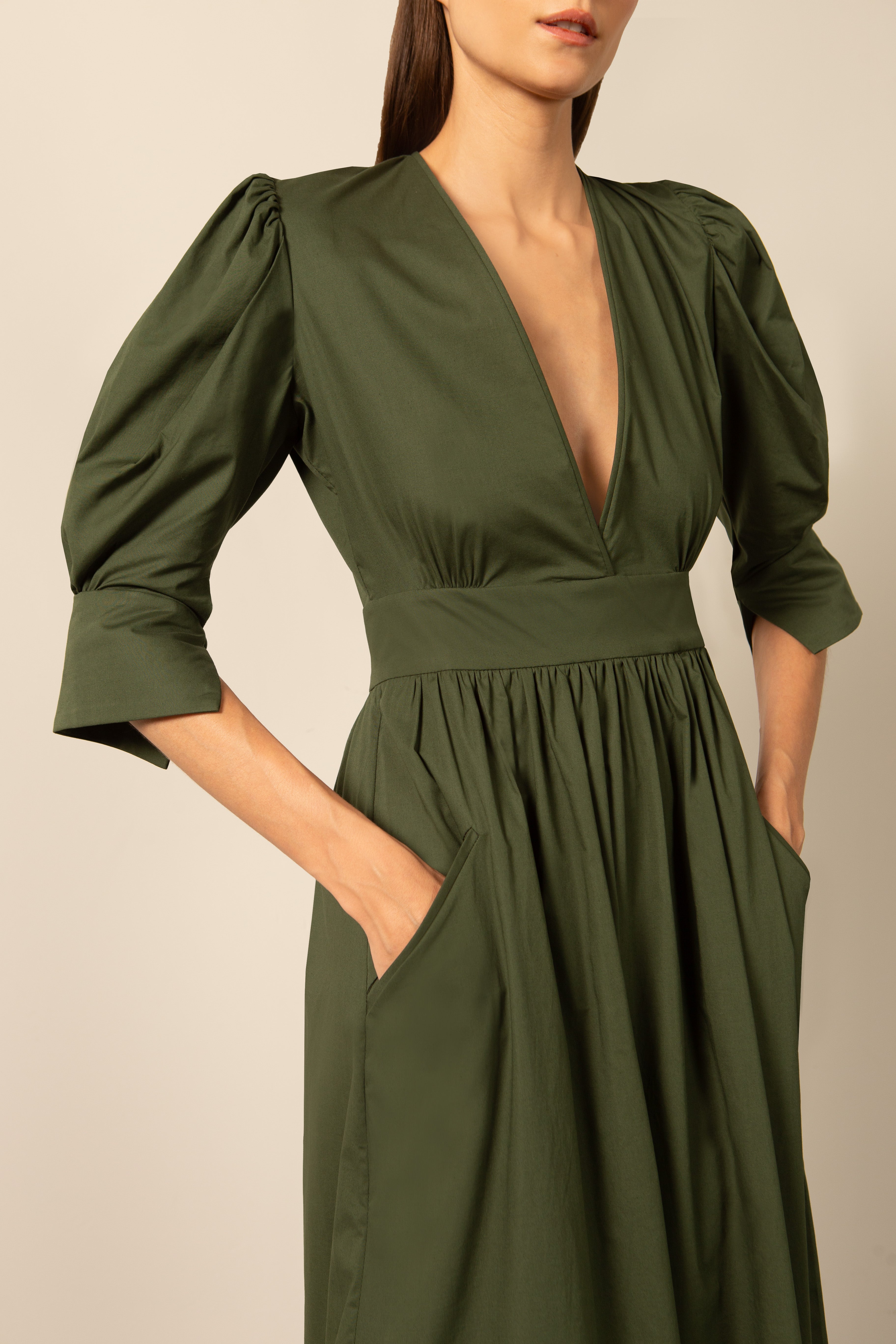 Vestido Longo Detalhe Busto Lisos