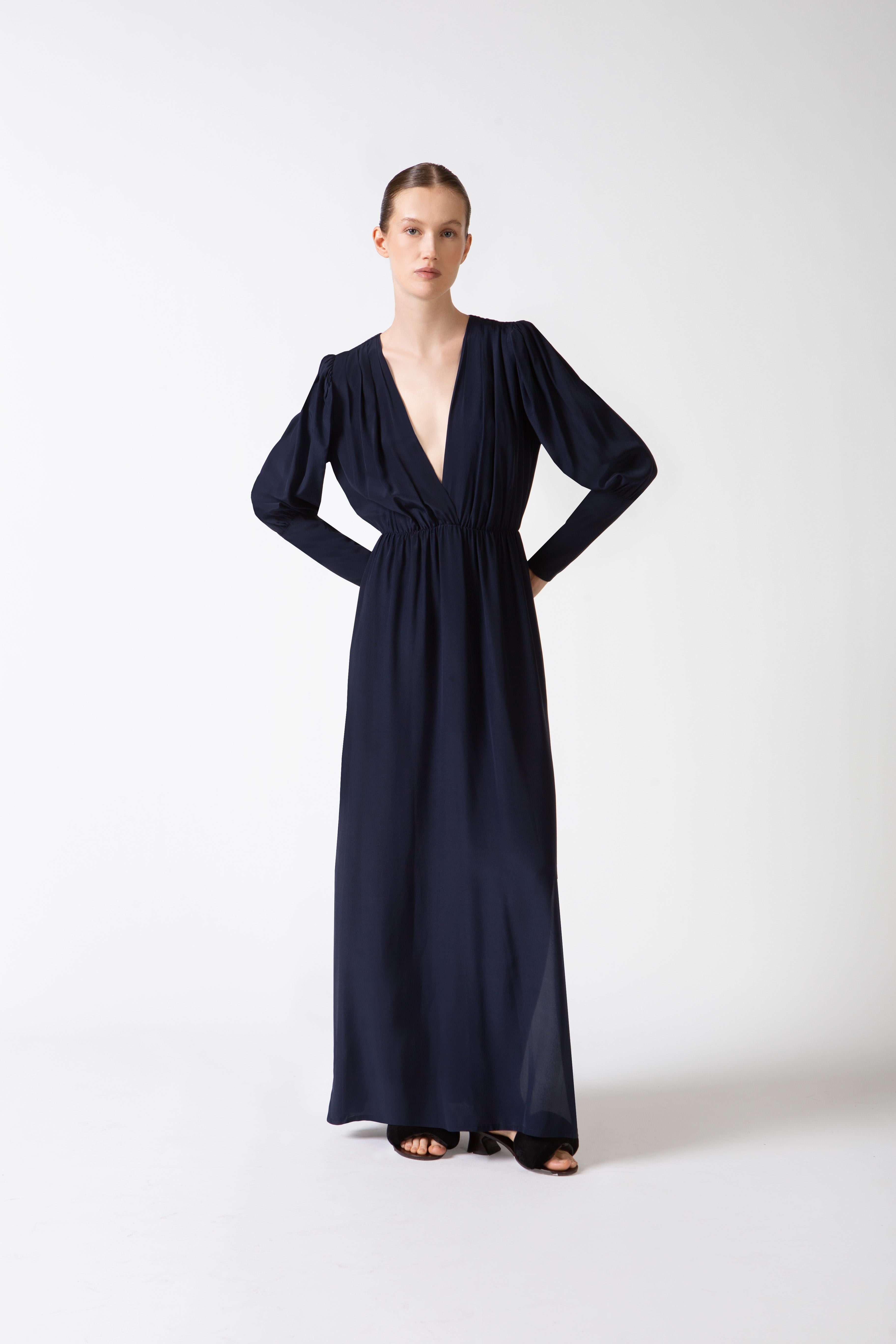 Vestido Longo Decote V Lisos