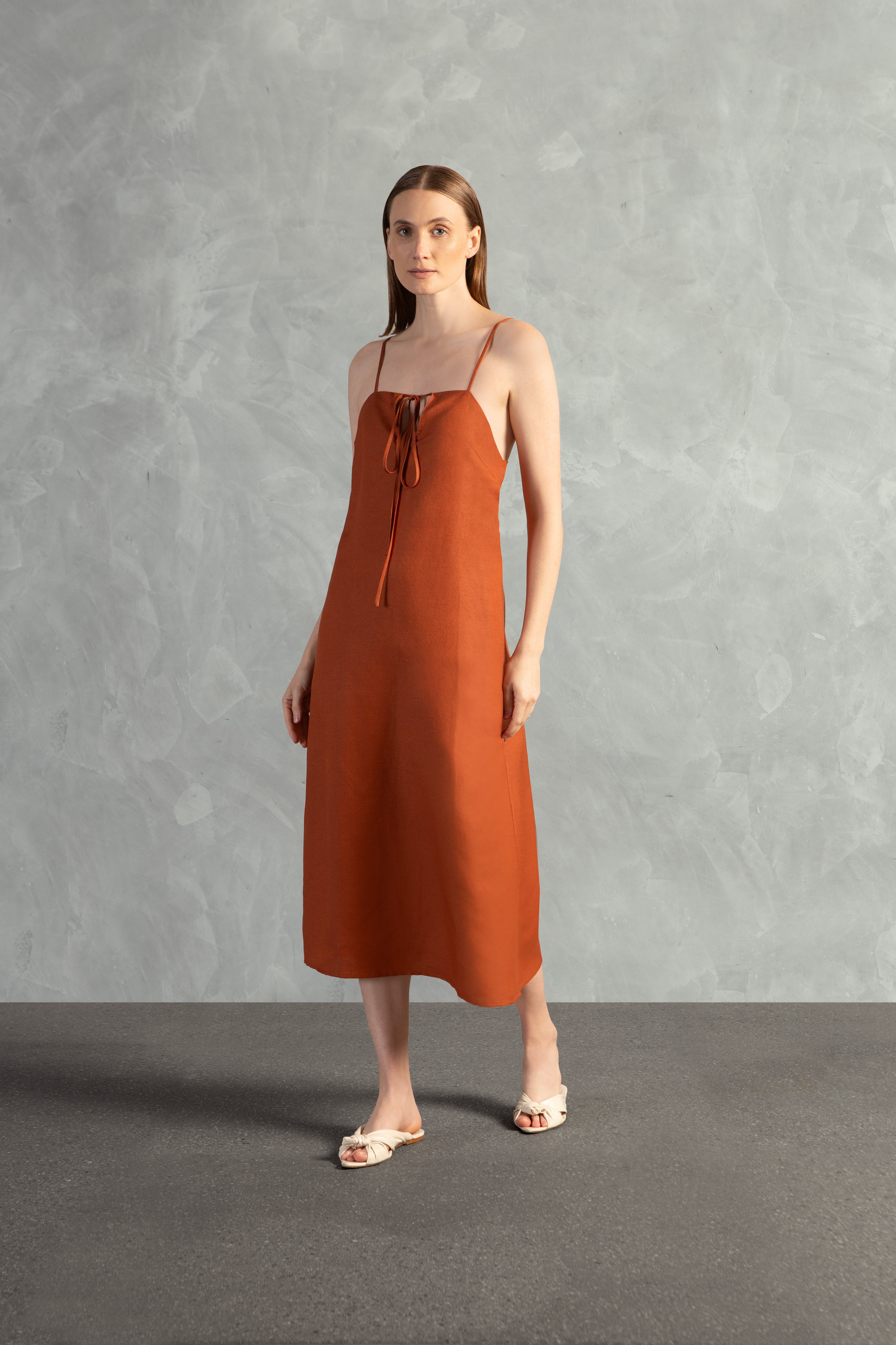 Vestido Midi Detalhe Alças Linho