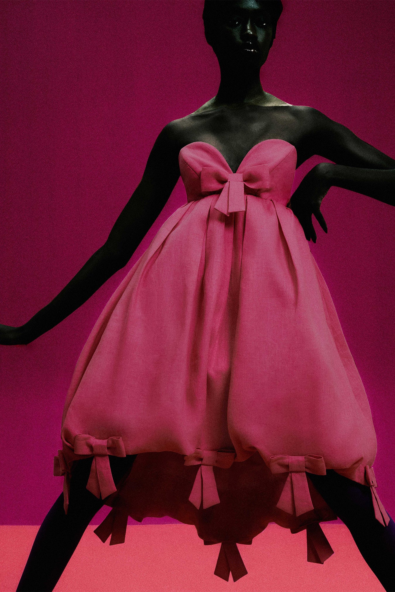 Vestido Curto Balonê Laços Lipstick