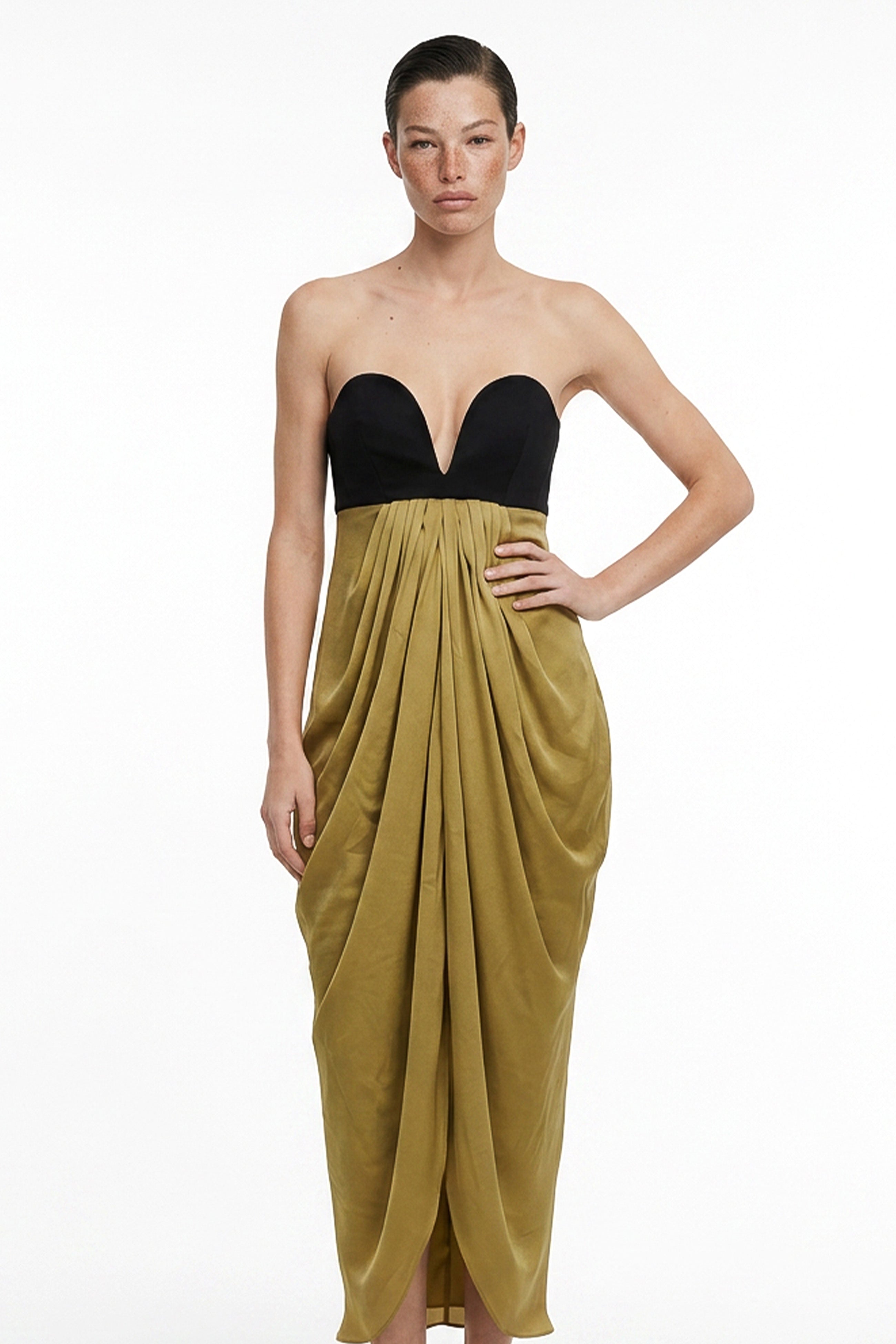 Vestido Tomara que Caia Fenda Velvet