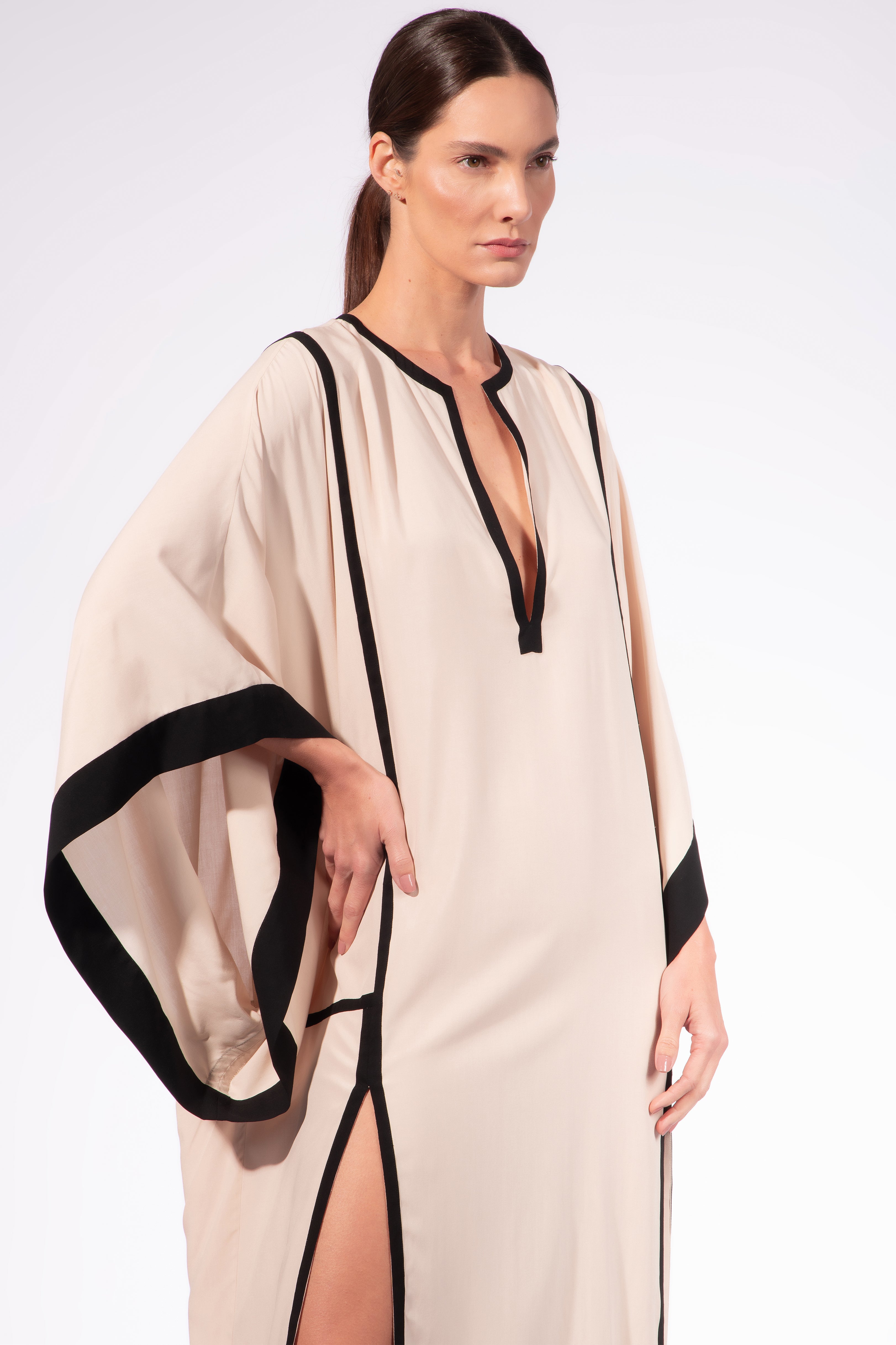 Kaftan Longo Pois e Foliage lisos