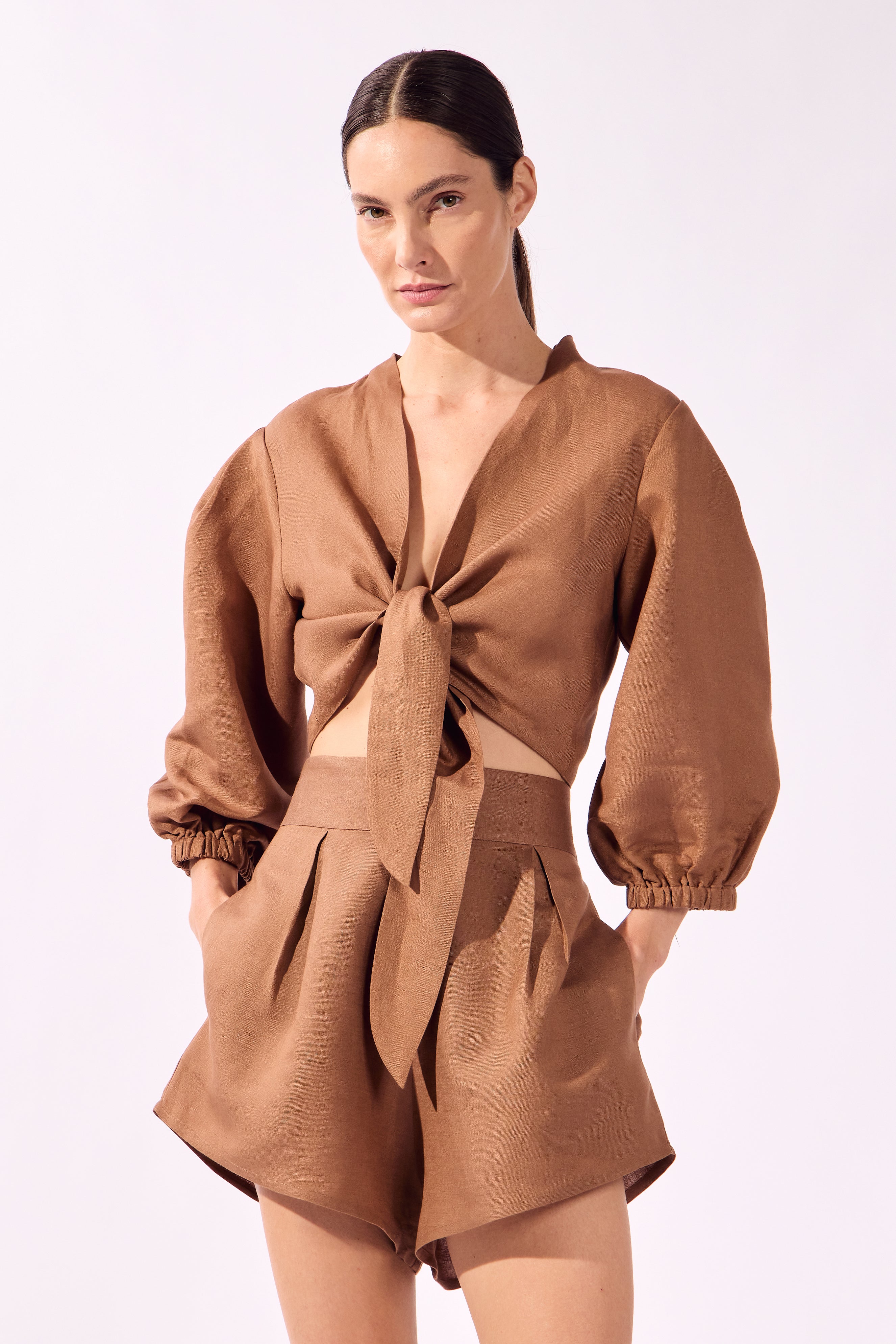 Shorts Curto Bold Floral Liso