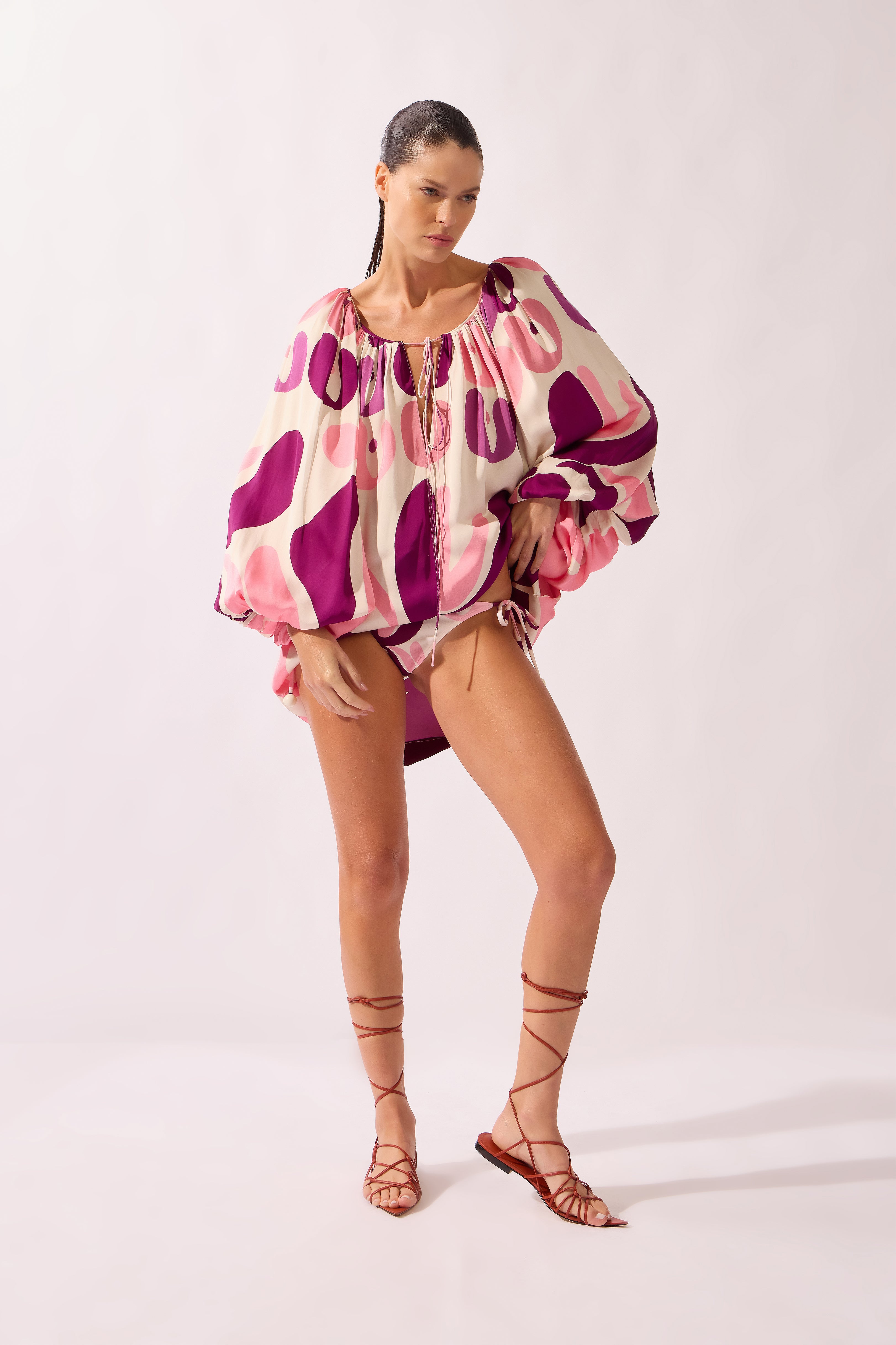 Vestido Curto Manga Bufante Bold Floral