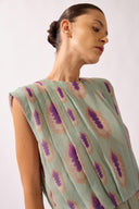 Blusa Pregas Maxi Ombreiras Vibration