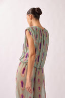 Blusa Pregas Maxi Ombreiras Vibration