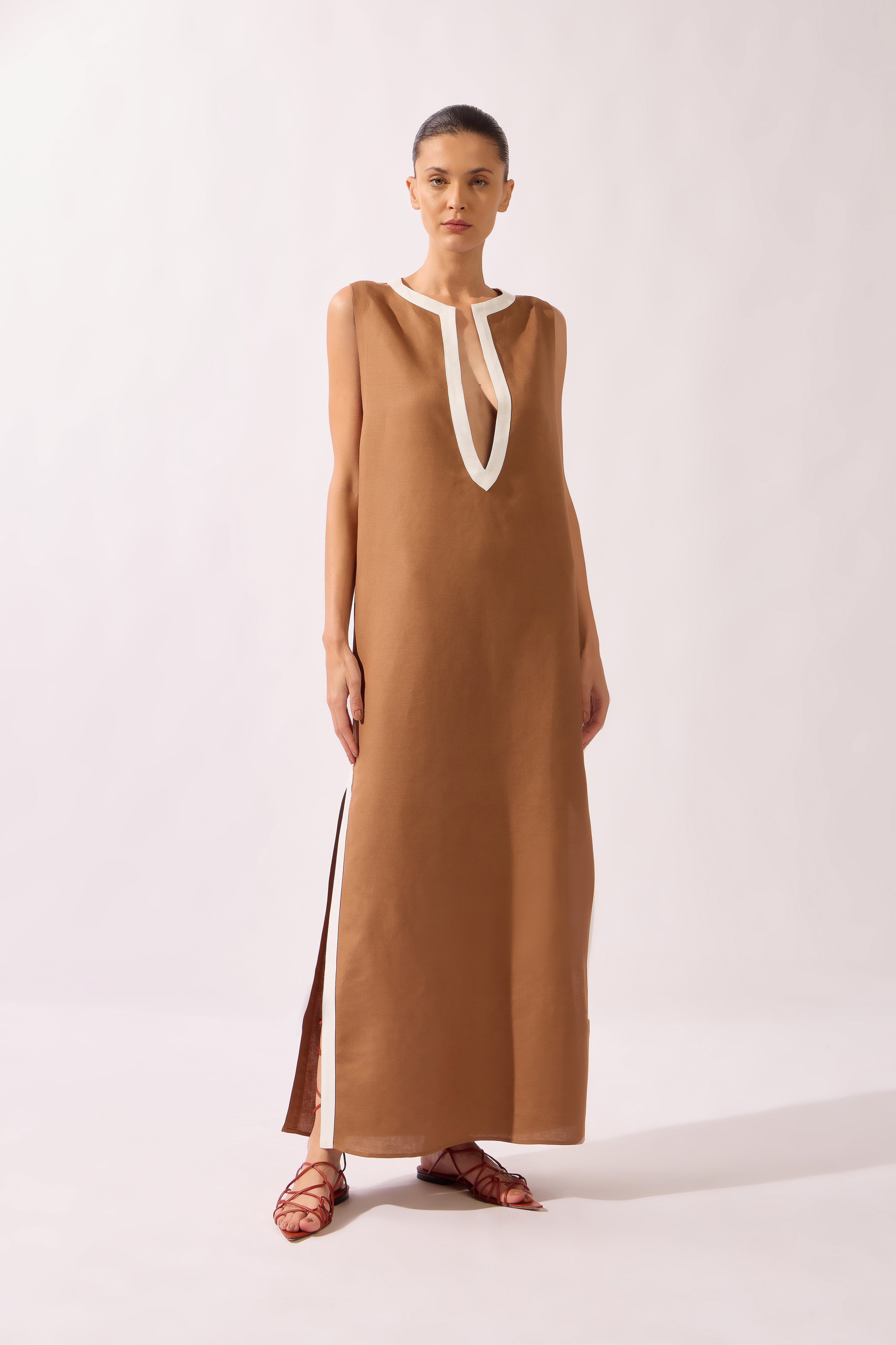 Túnica Midi Decote U Pois e Foliage Lisos