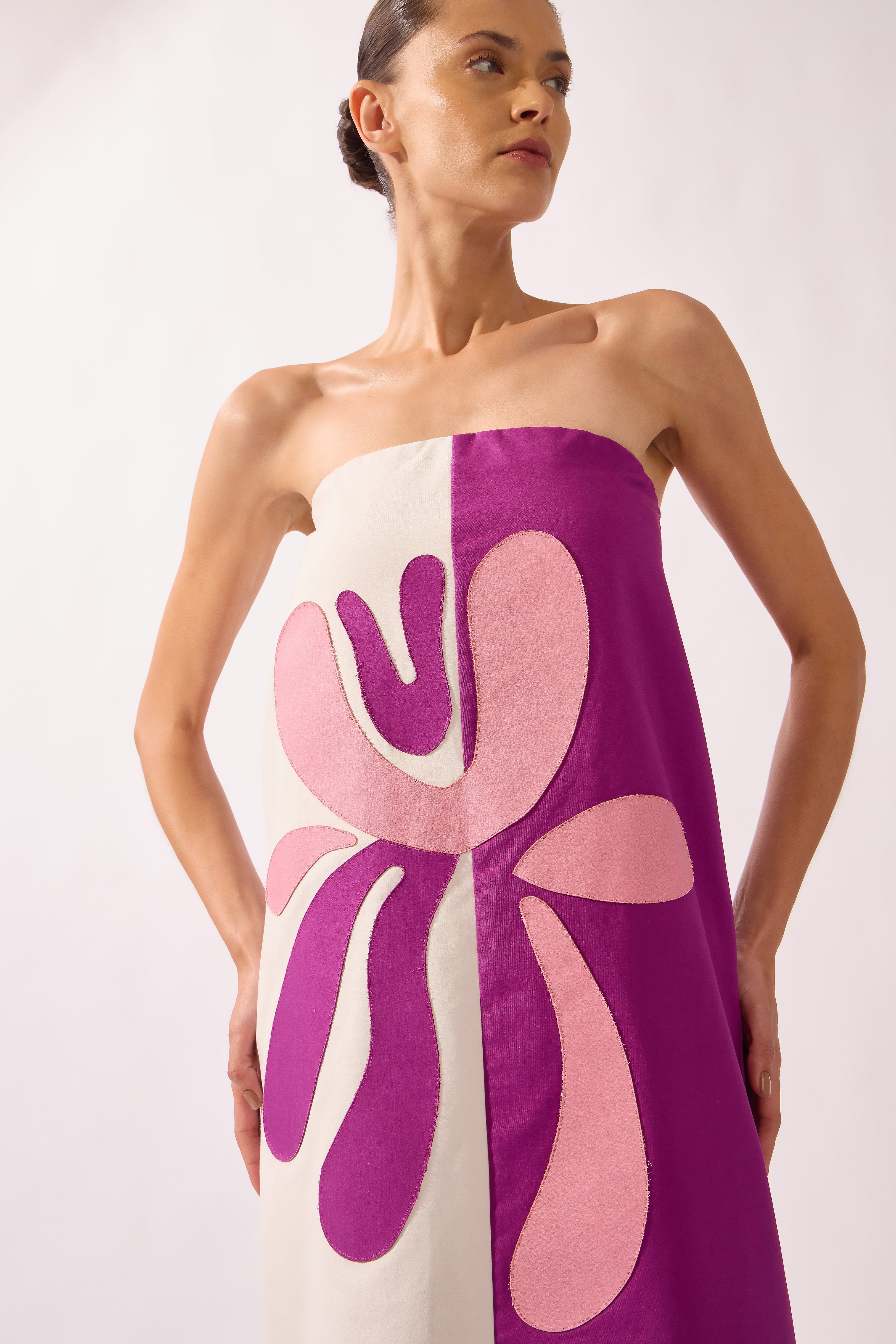 Vestido Tomara que Caia Bicolor Bold Floral Liso