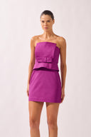Vestido Curto Tomara que Caia Peplum Liso