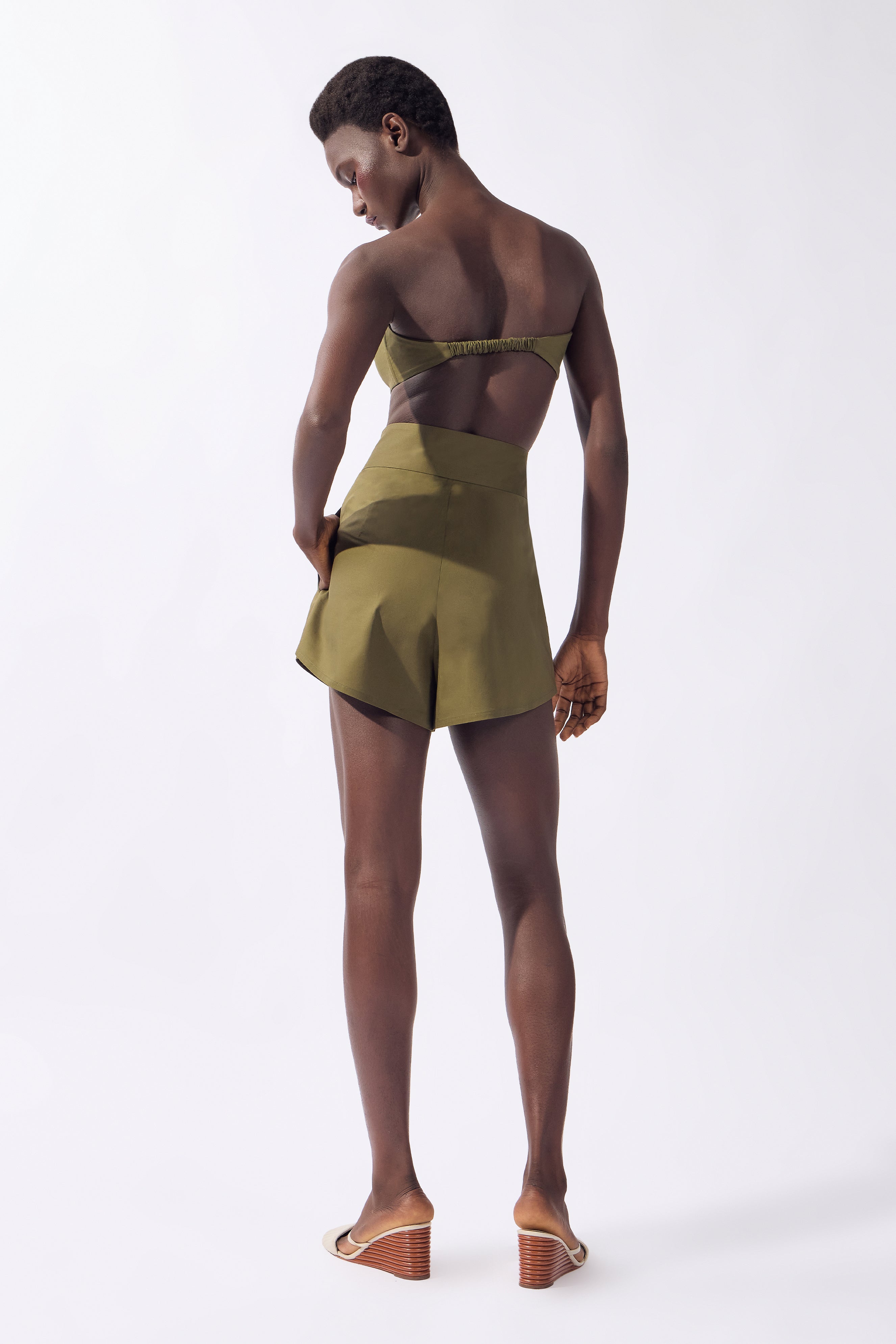 Top Tomara que Caia Lina Pois Lisos