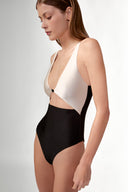 Maillot Bicolor Detalhe Vazado