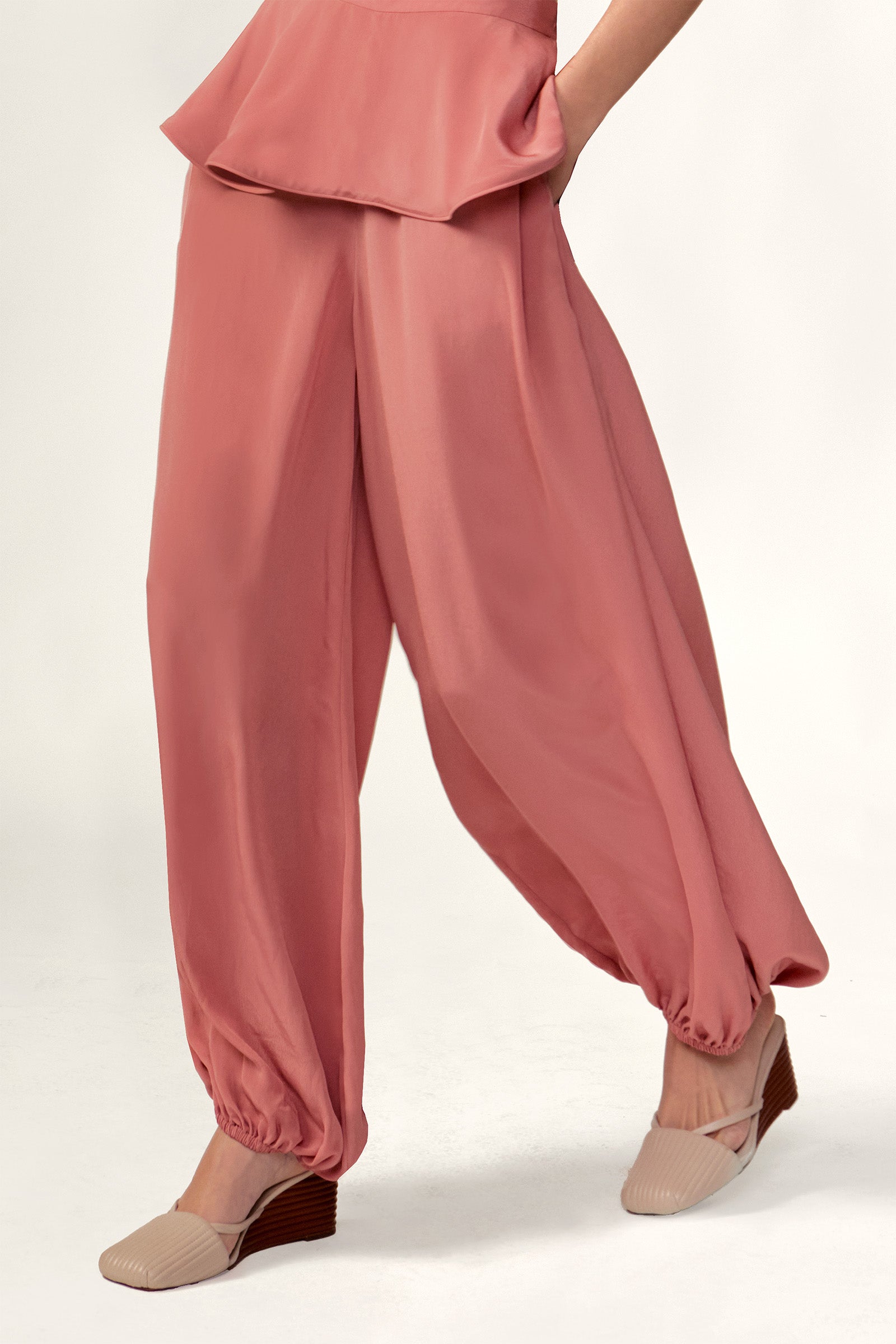 Calça Peplum Balonê Baleares Liso