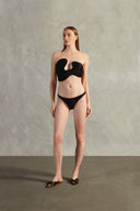 Biquini Tomara que Caia Lycra Ondas 3D Inamorata Liso