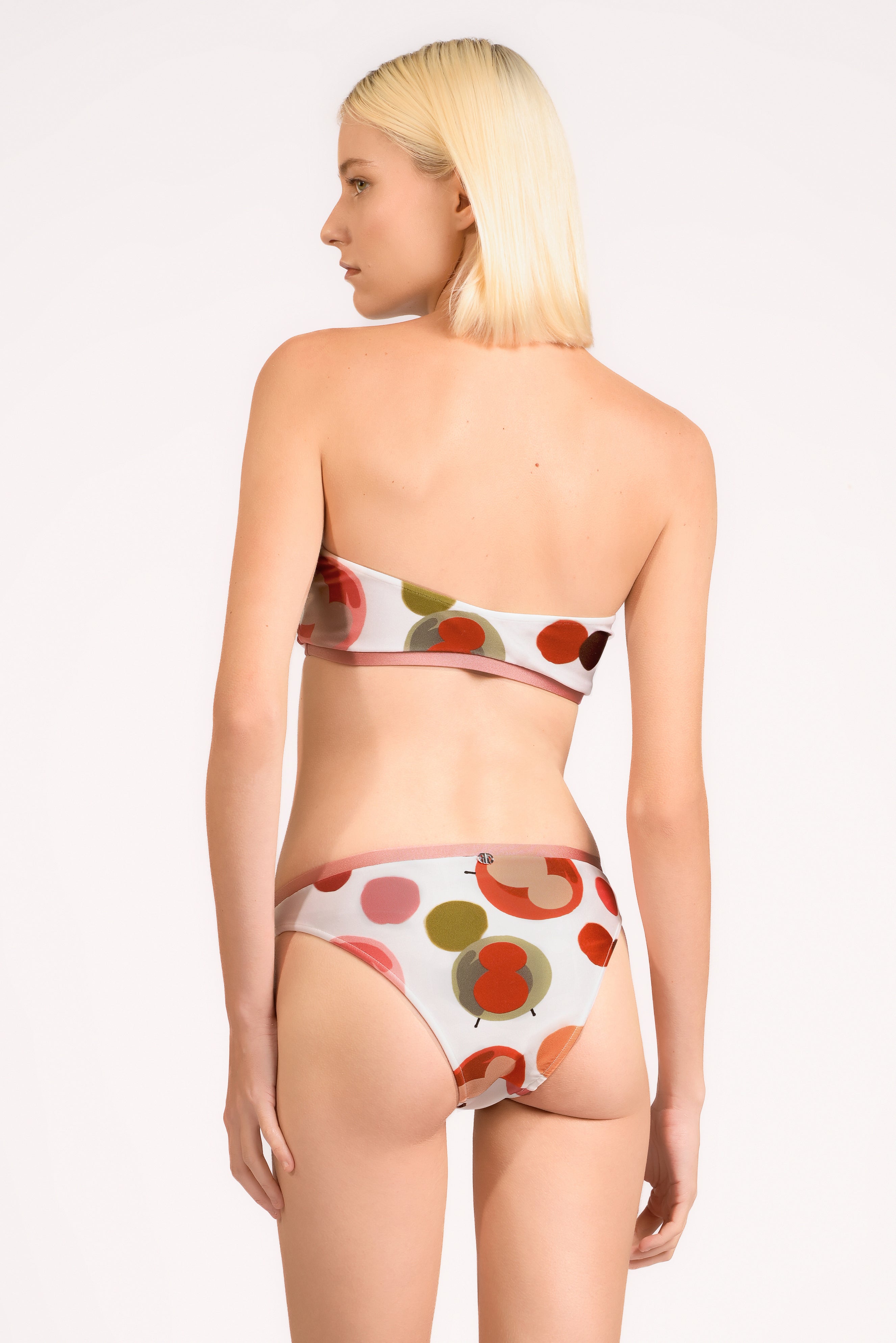 Biquini Tomara que Caia Detalhe Nó Lina Pois