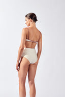 Biquini Hot Pants Aplique Flora Lisos