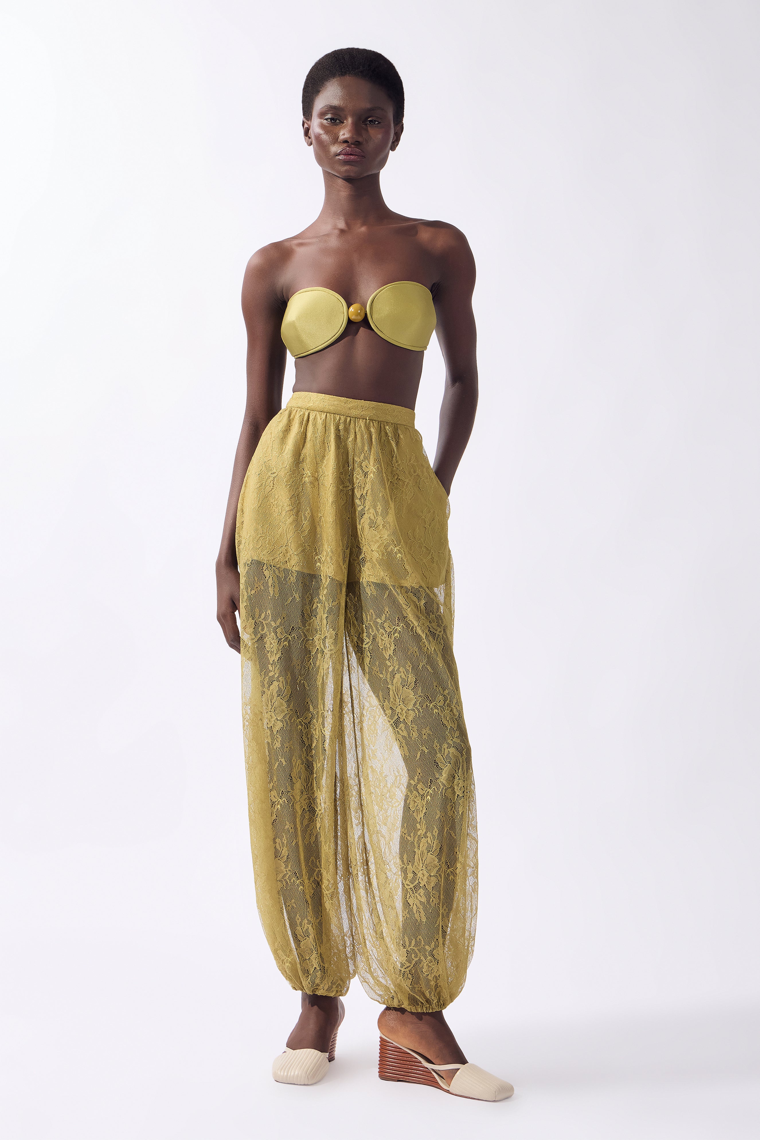 Calça Bufante Lina Pois Lisos