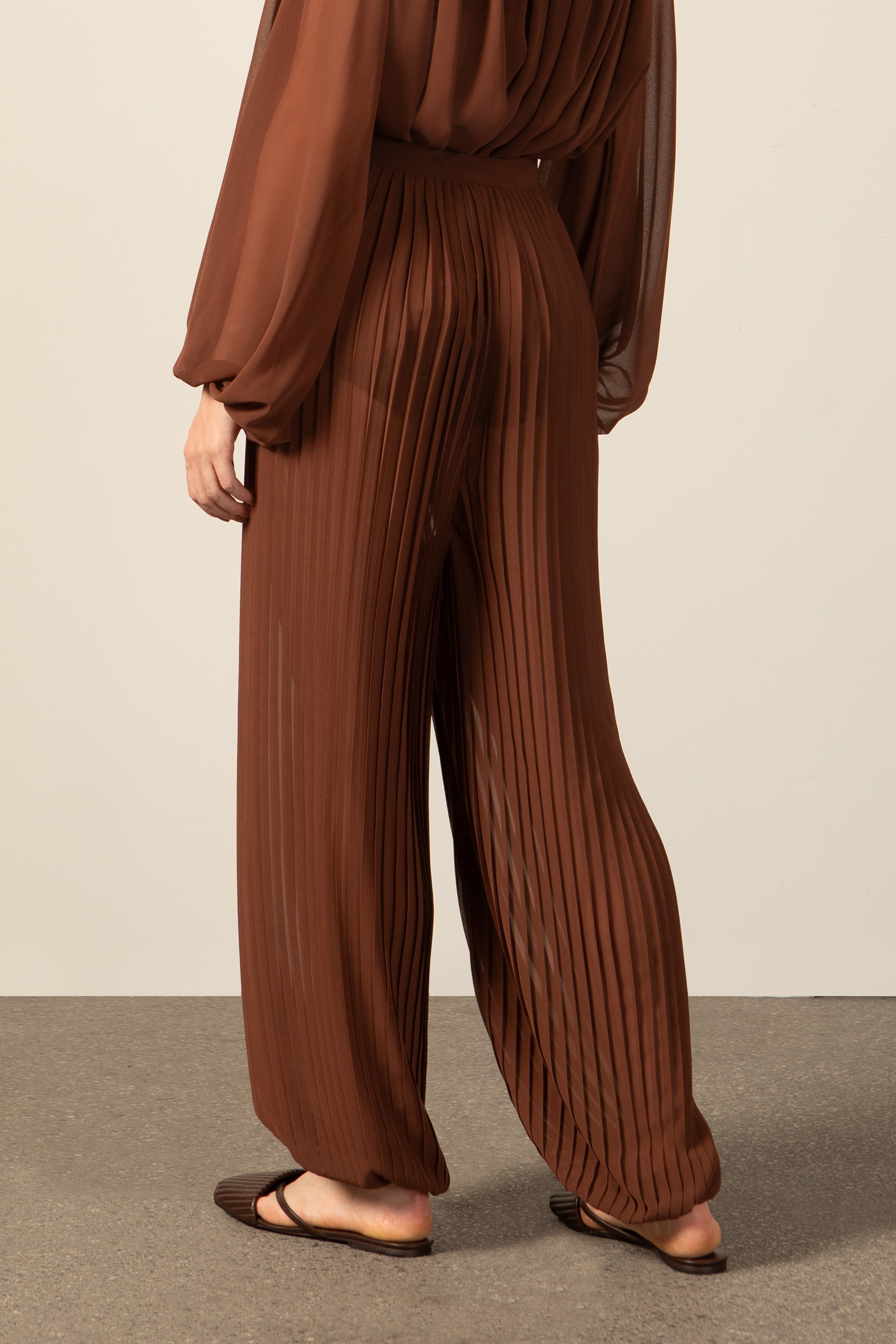 Calça Plissada Noblesse