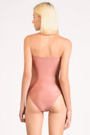 Maillot Tomara que Caia Detalhe Busto Curves